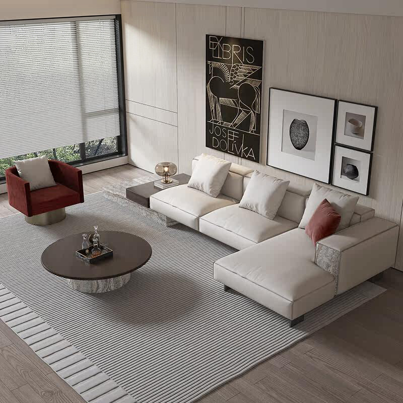 F765 gallery 3