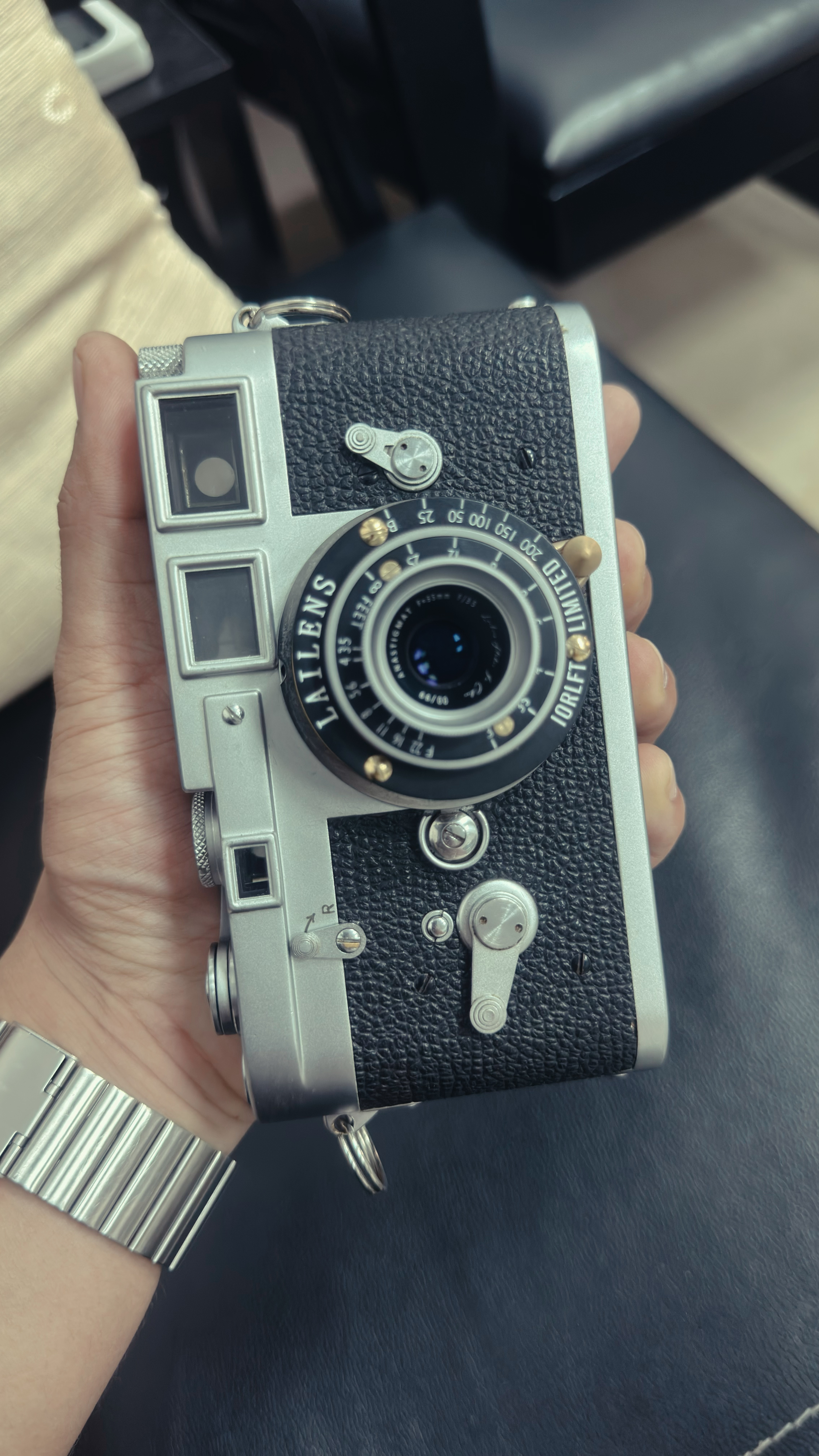 LAILENS - Front View of Lens