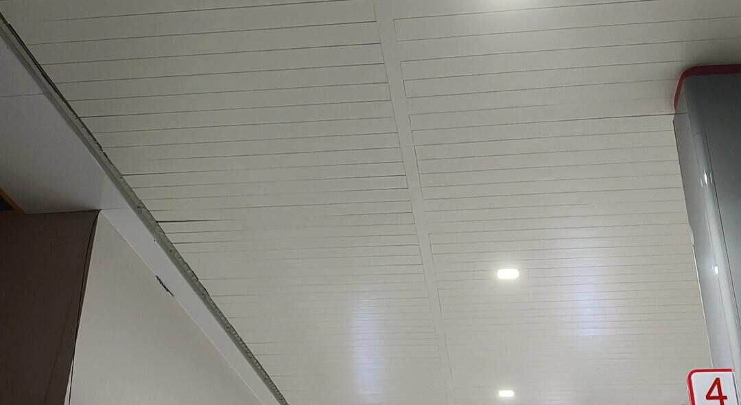 金属天花吊顶多种颜色选择展示