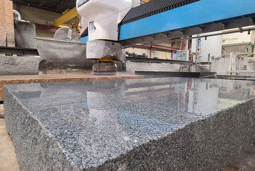 How to Improve Granite Slab Polishing Efficiency in a Stone Factory