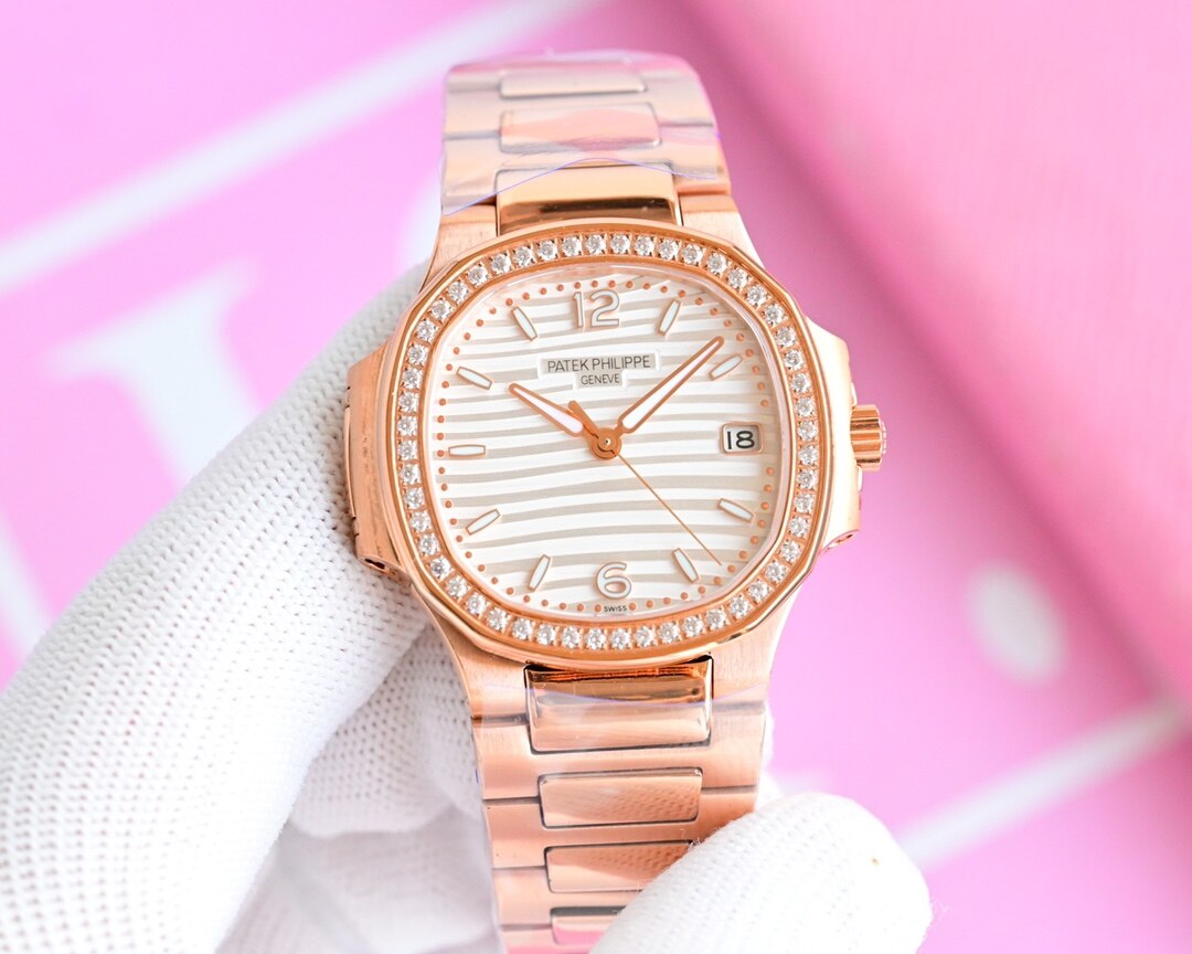 Patek Philippe Patek Philippe 7118R Rose Gold Diamond Nautilus Ladies Watch