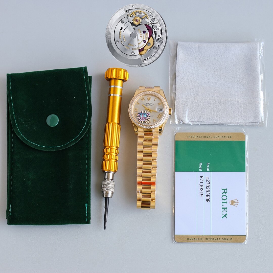 Rolex Rolex Datejust 18K Yellow Gold Diamond Bezel White Roman Dial Jubilee Bracelet Ladies Watch