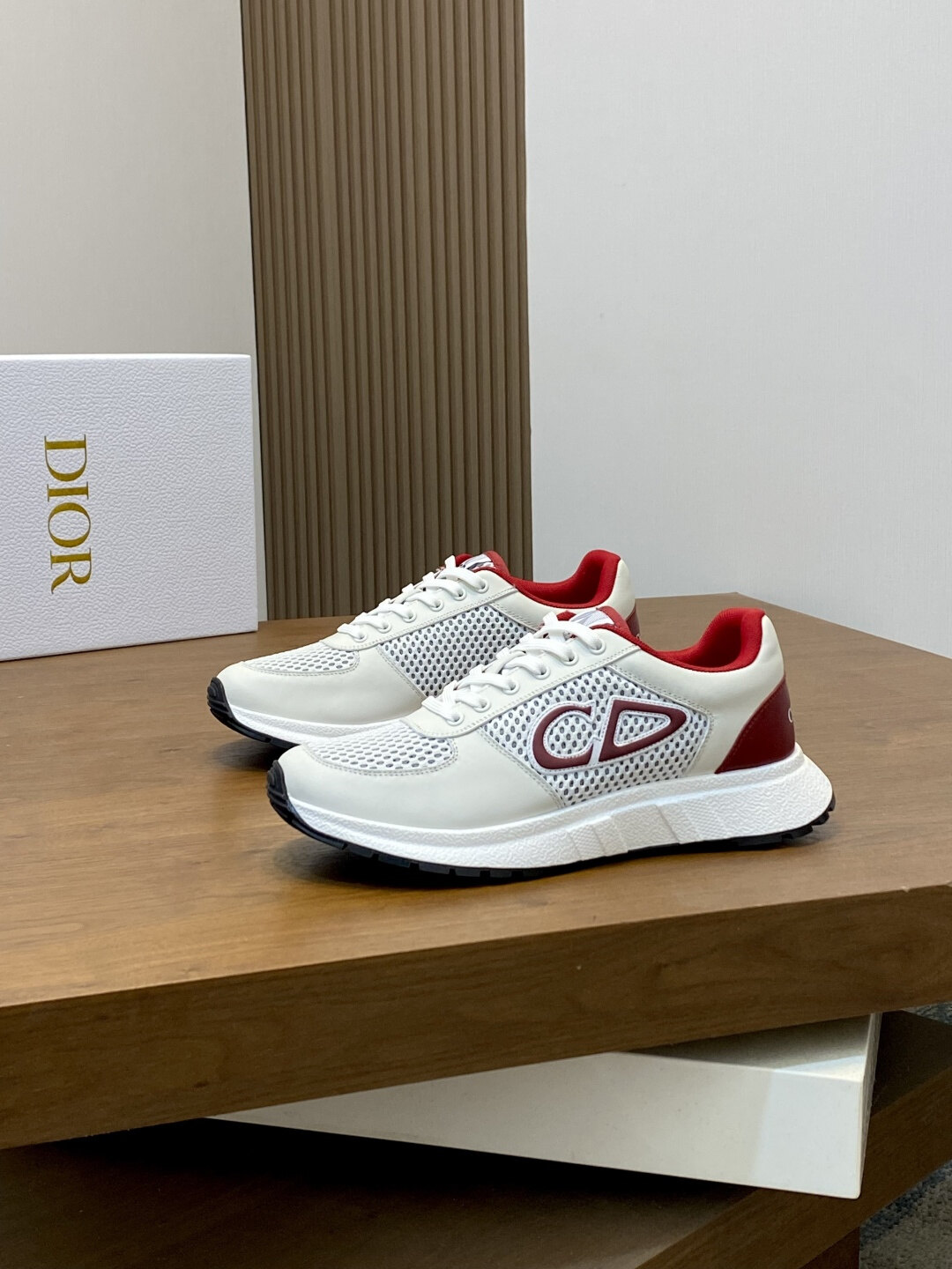 Dior  White Red Breathable Mesh 3D CD Logo Platform Lace-Up Retro Running Sneakers