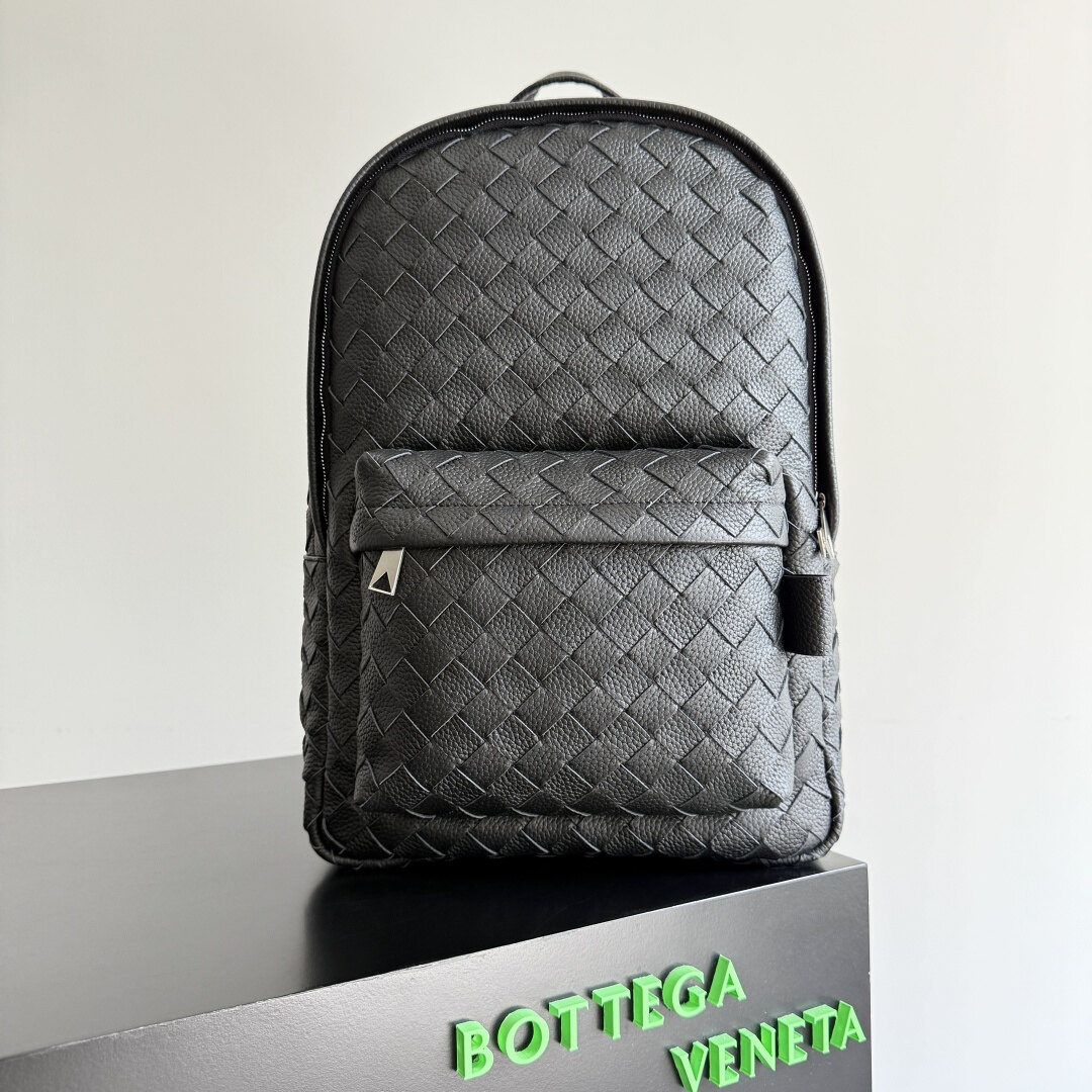 Bottega Veneta Black Full Grain Leather Intrecciato Woven Backpack