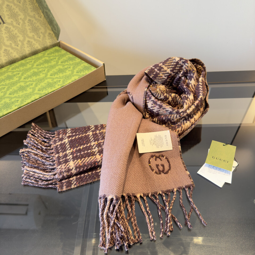Gucci  Gucci GG Plaid Reversible Tassel Scarf