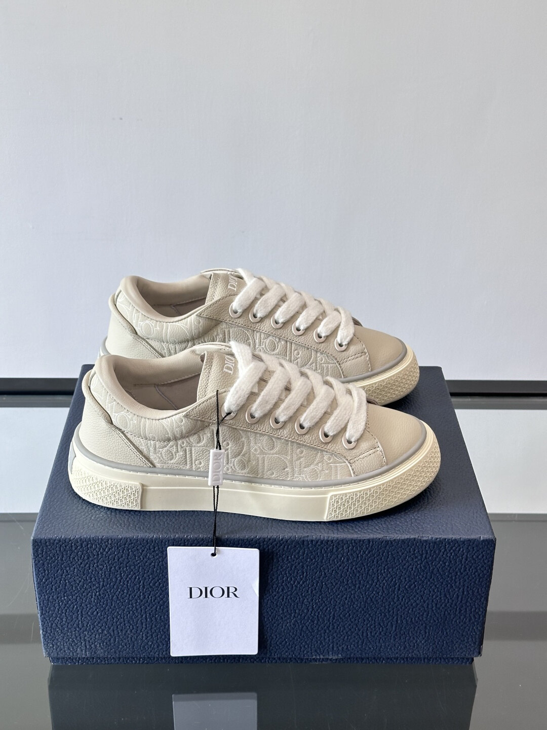 Dior Light Grey Pebbled Leather All Over Oblique Embossed Low Top Platform Sneakers