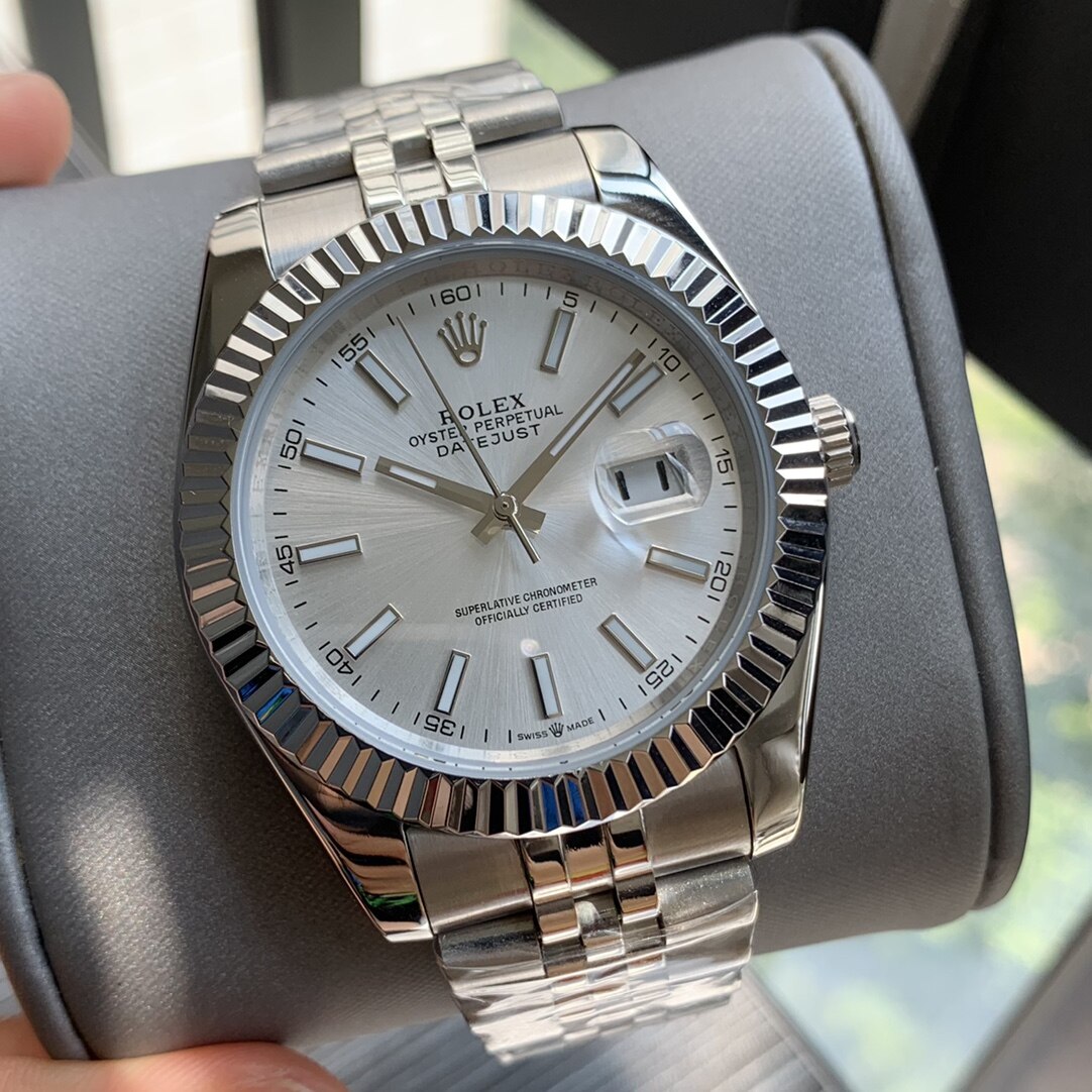 Rolex  Rolex Datejust Black Dial Fluted Bezel Jubilee Bracelet Automatic Watch