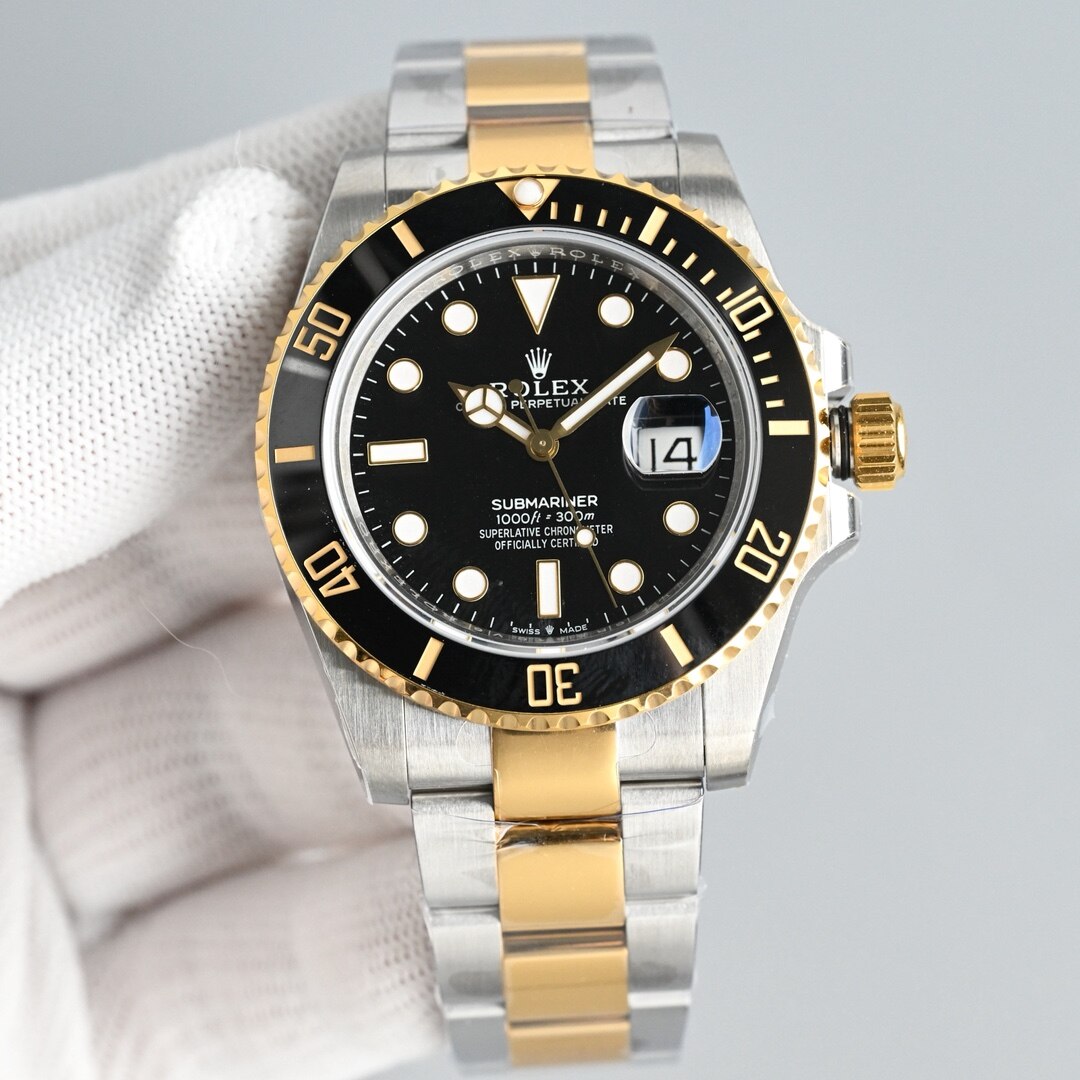 Rolex Rolex Submariner Steel & Yellow Gold Black Ceramic Bezel Black Dial Oyster Bracelet Diving Watch