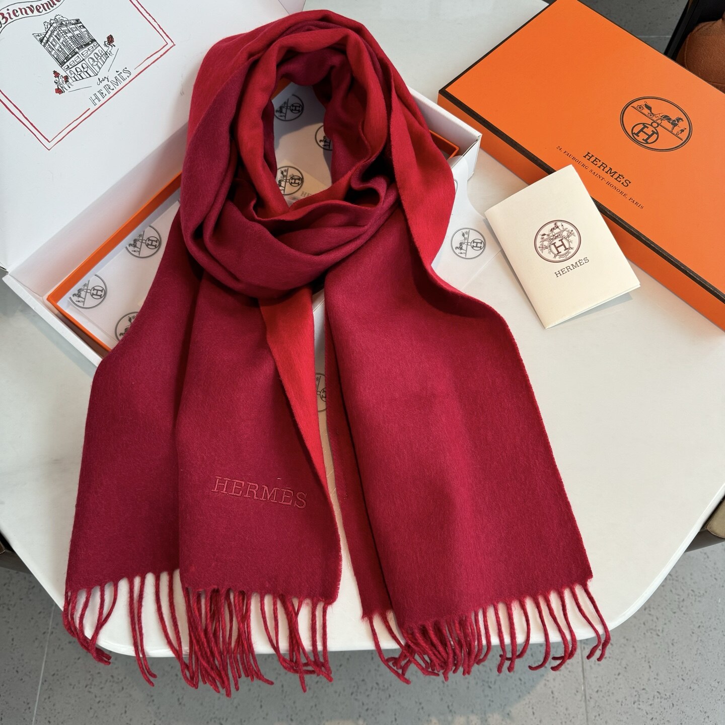 Hermès Hermès Date‑Red Double‑Sided Letter Embroidered Tassel Scarf