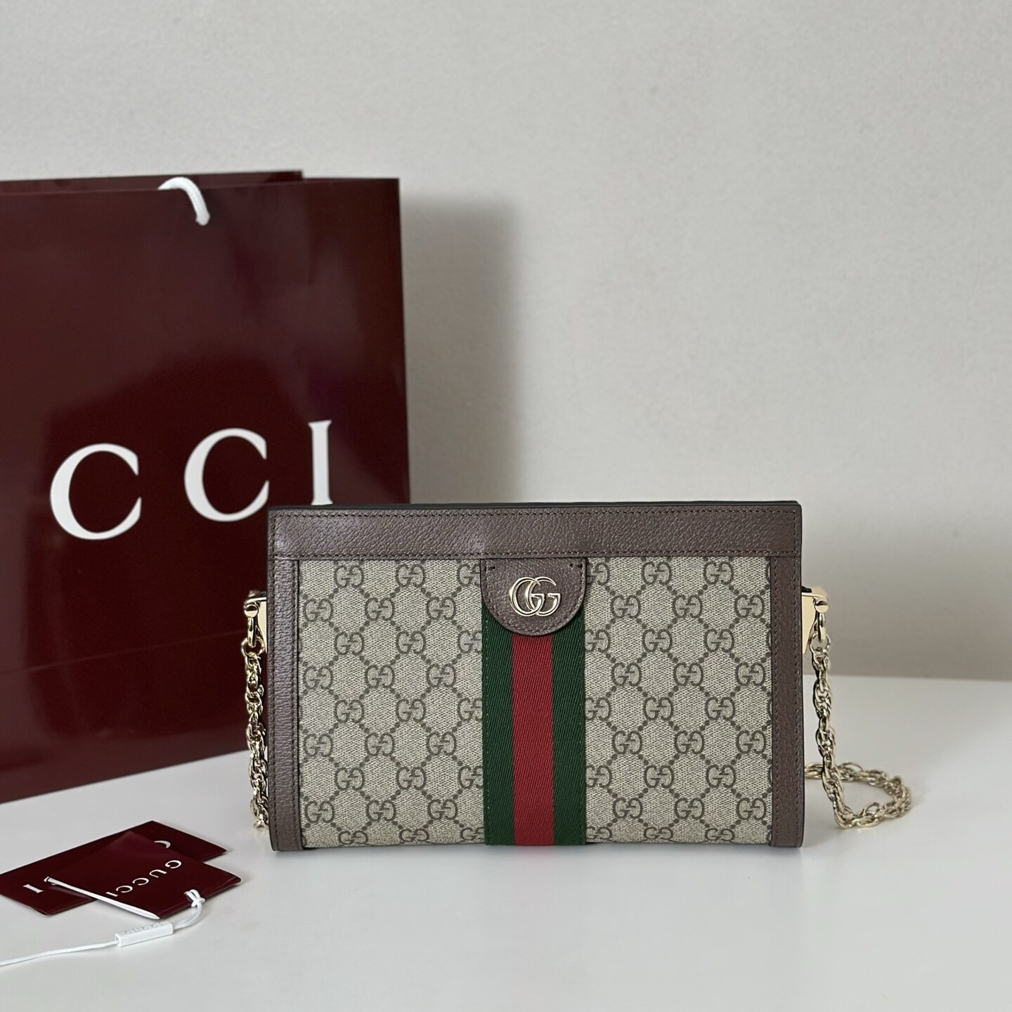  Gucci Gucci Ophidia GG Supreme Chain Crossbody Bag