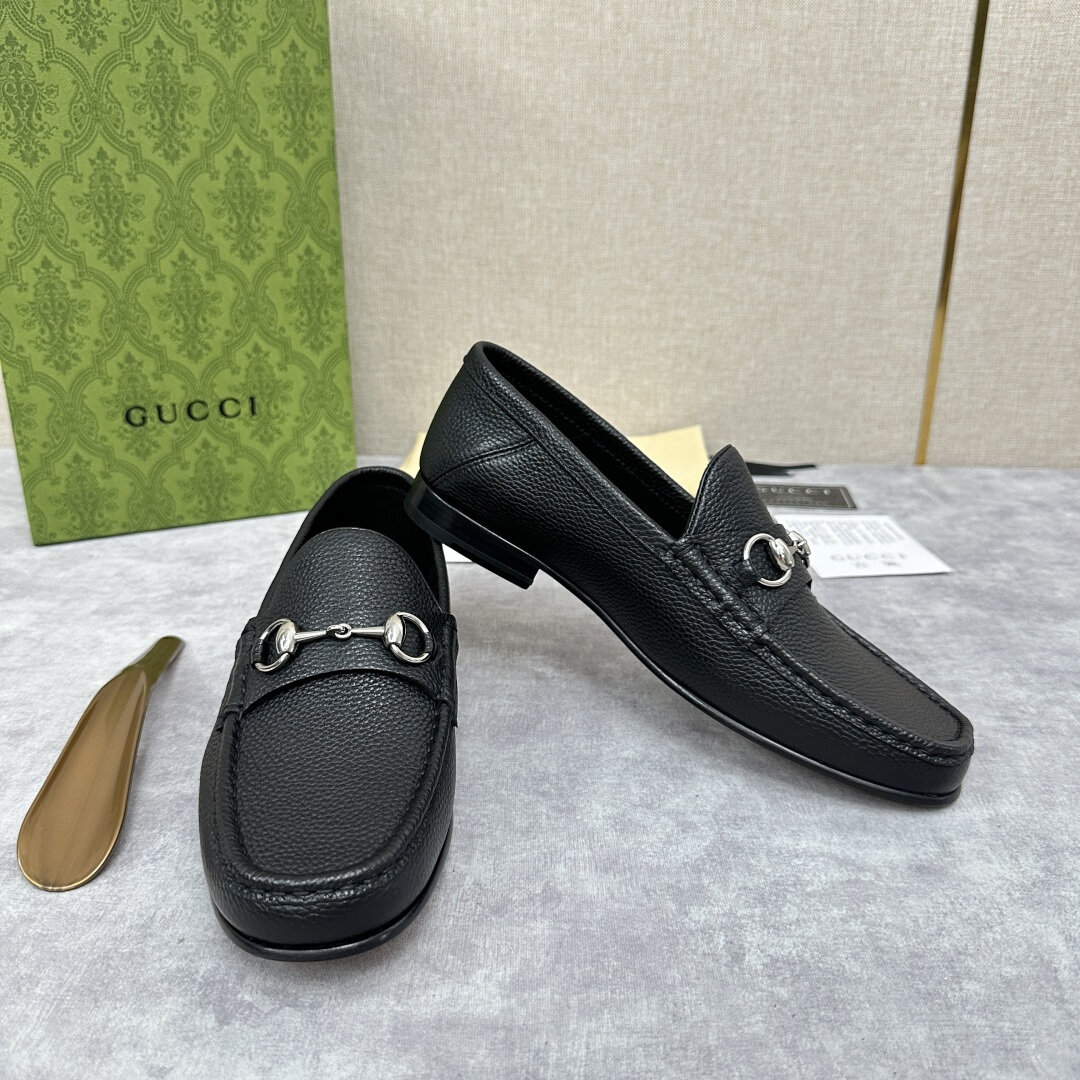 Gucci Black Pebble Leather Silver Horsebit Slip-On Men Loafers