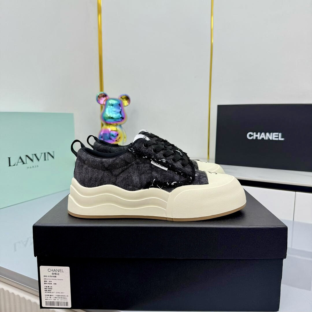  Chanel Black Grey Washed Denim Frayed Edge Wavy Platform Lace-Up Sneakers