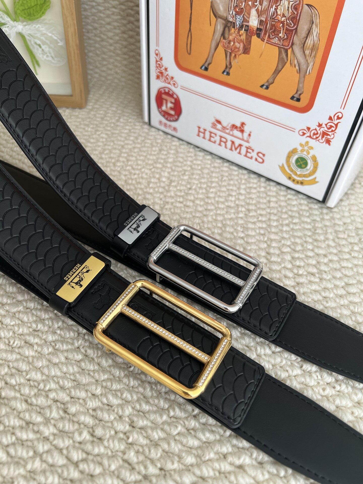 Hermès Hermès Crystal‑Set Square Buckle Fish‑Scale Embossed Leather Belt