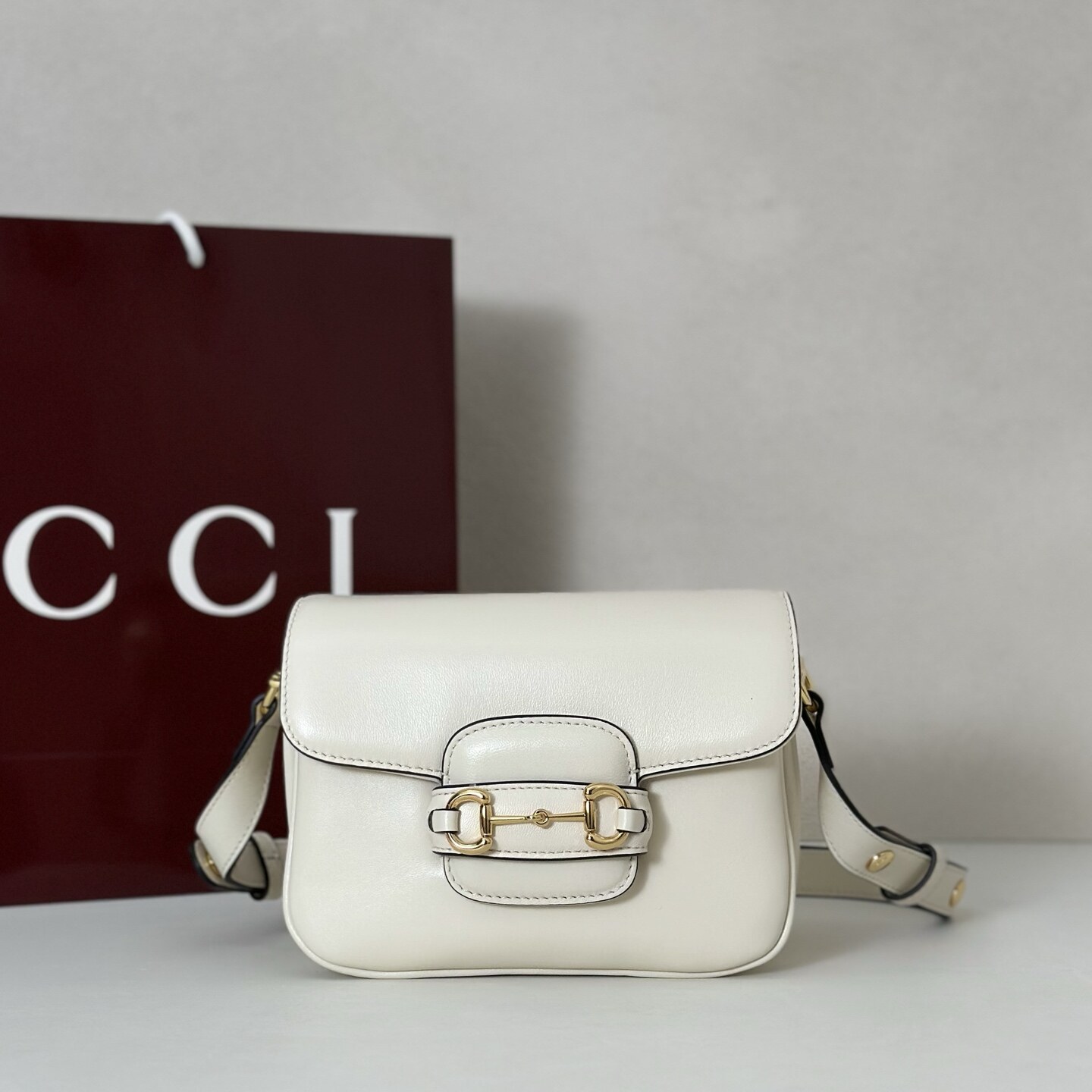  Gucci Gucci 1955 Horsebit White Leather Crossbody Bag