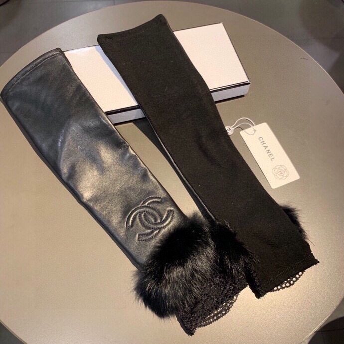 Chanel Chanel Embossed CC Logo Fur‑Trim Lace Long Gloves