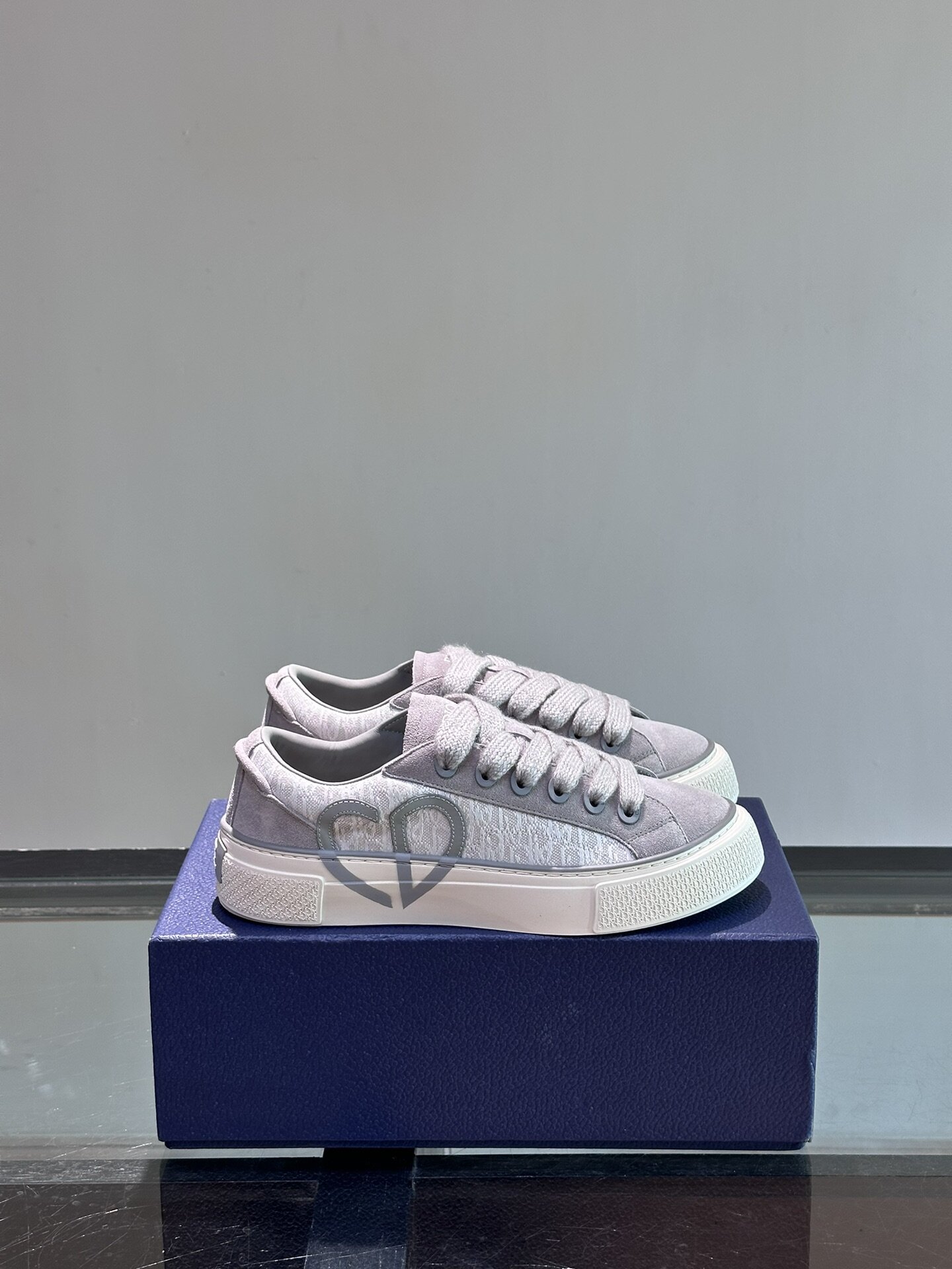 Dior  Light Grey Oblique Canvas Suede Heart CD Patch Platform Lace-Up Sneakers