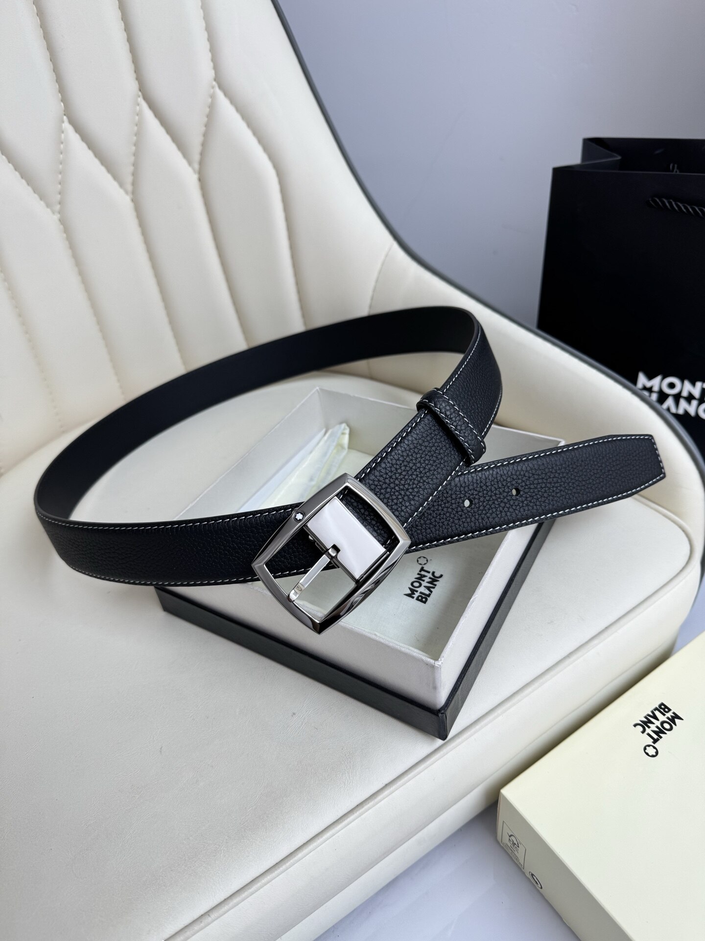 Montblanc Montblanc Grained Pin‑Buckle Men's Leather Belt