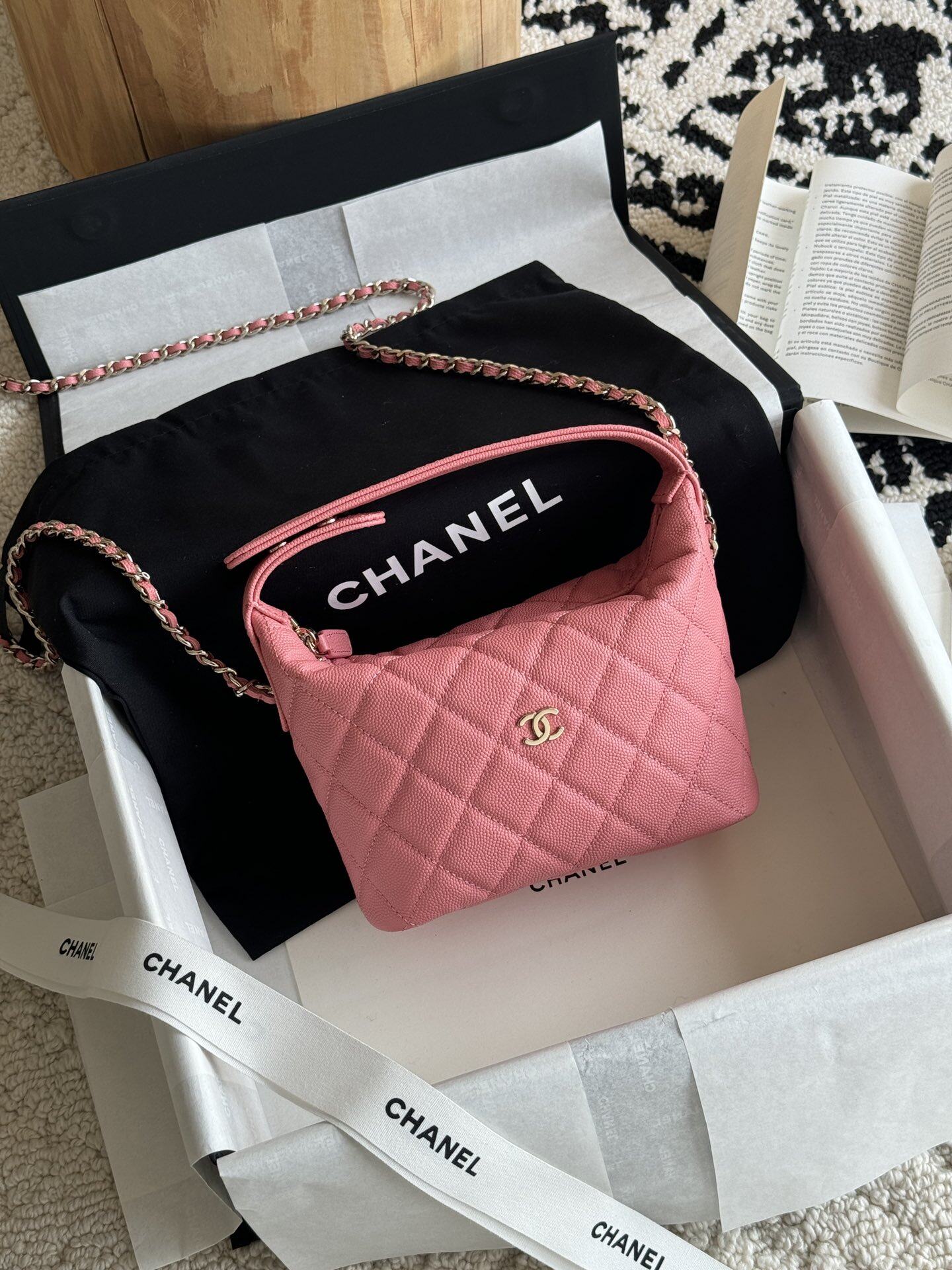 Chanel Chanel Pink Caviar Quilted Hobo Mini Chain Bag