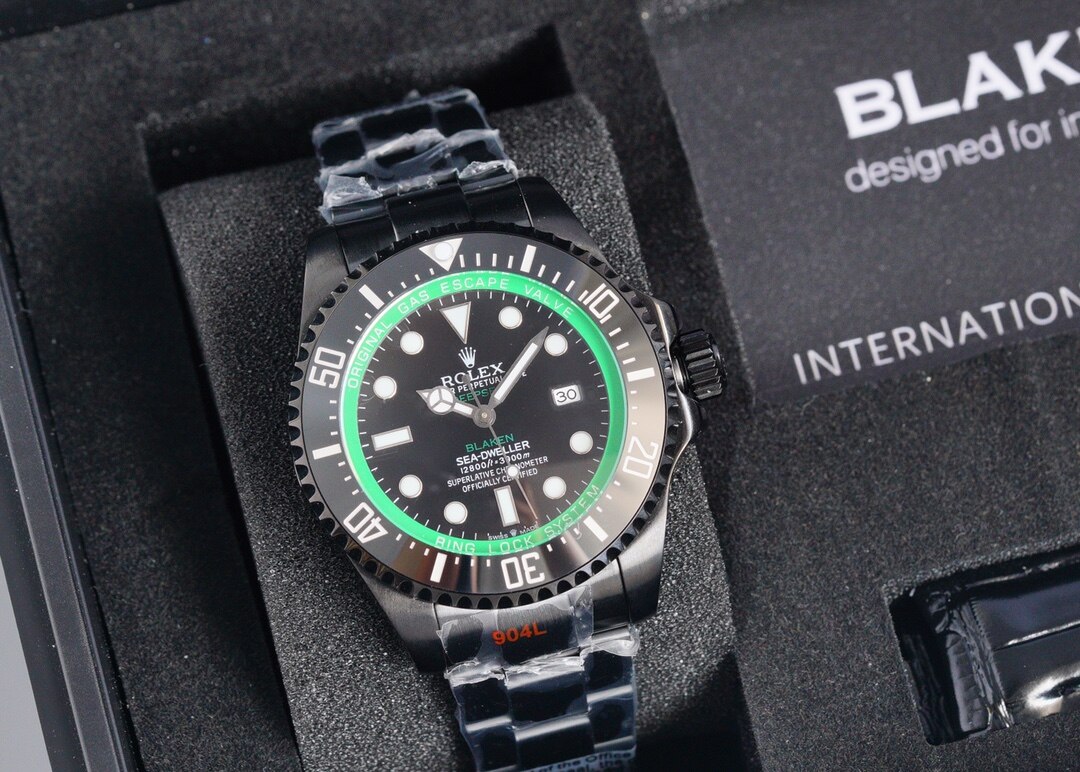 Rolex Rolex Sea-Dweller Blaken Custom Black Coated Green Ring Black Dial Oyster Bracelet Diving Watch