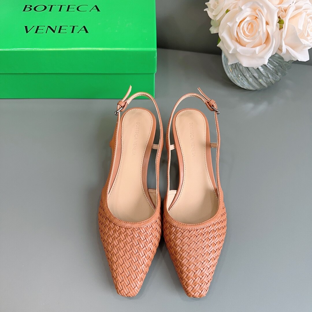 Bottega Veneta Tan Intrecciato Woven Leather Slingback Pointed Flat Sandals