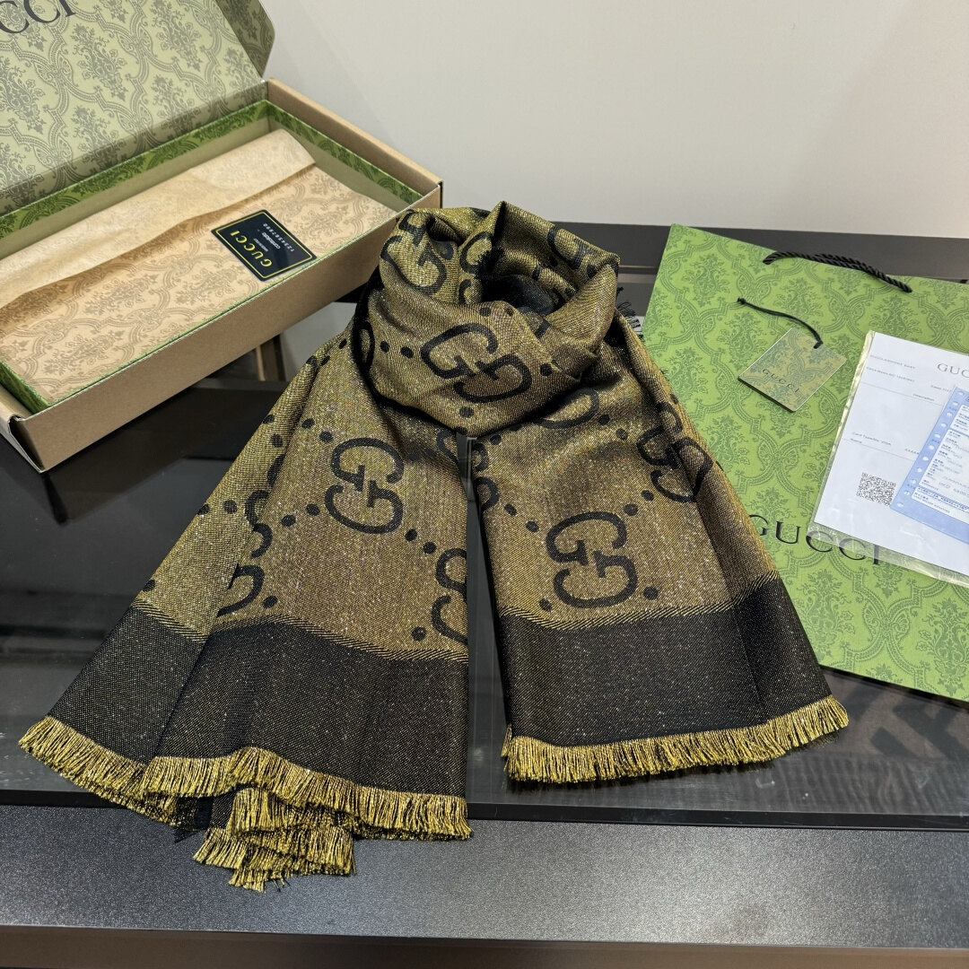 Gucci Gucci GG‑Jacquard Gold‑Black Tassel Scarf