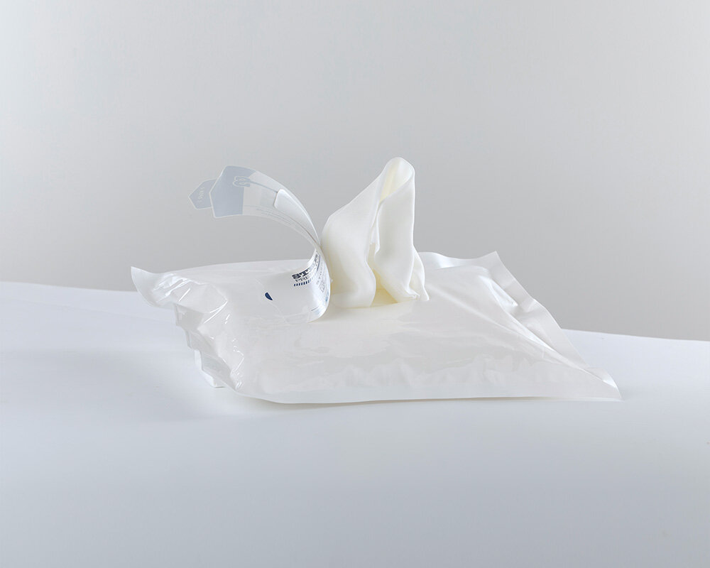 Ultrafine Fiber Pre-moistened Wipes (Sterile) - GMP Cleanroom Product by Shanghai Hengze Biotechnology