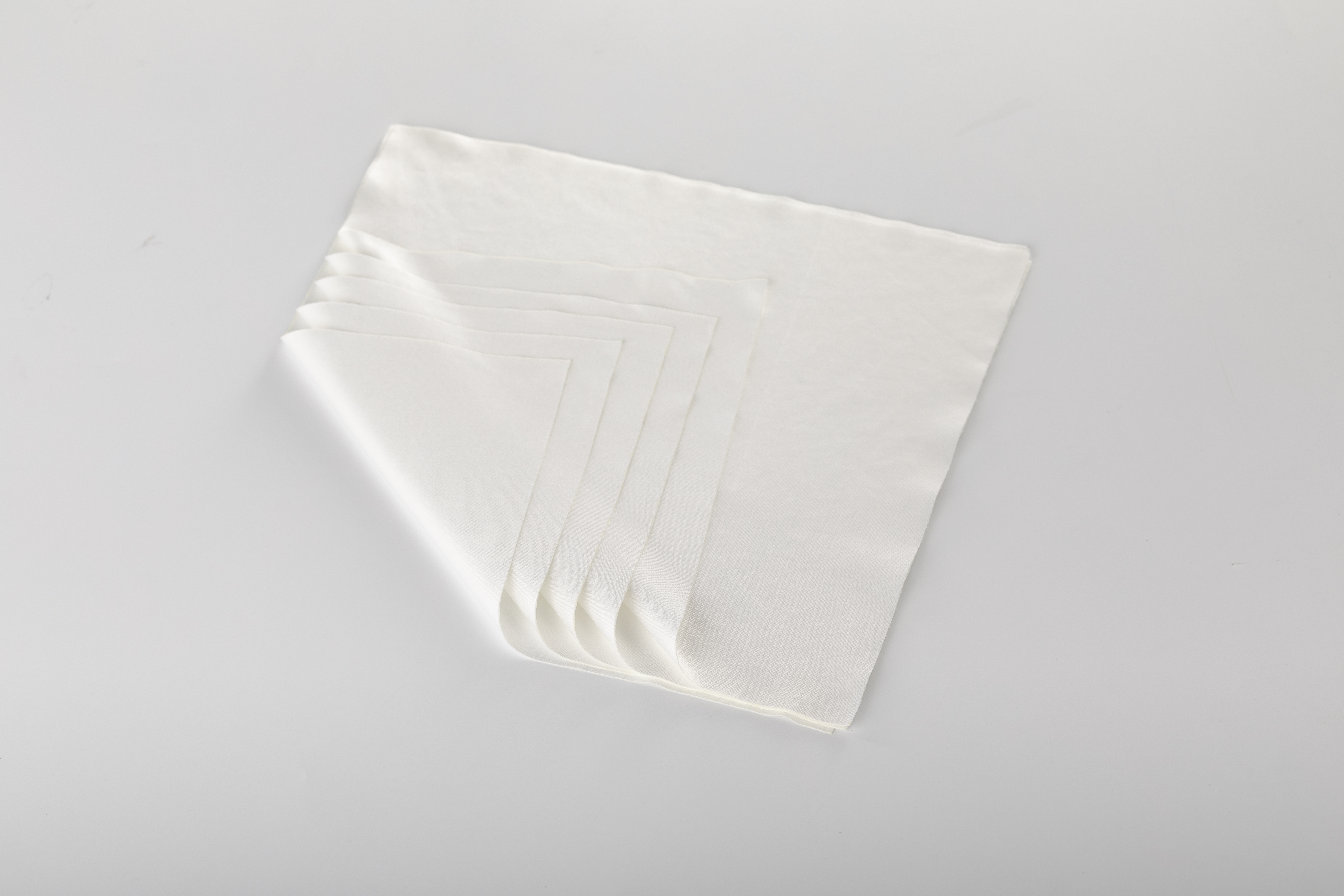 Microfiber Cleaning Cloth – GMP Cleanroom Product by Shanghai Hengze Biotechnology