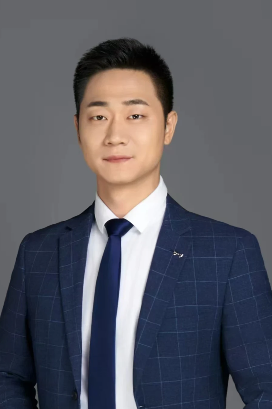 王胜利律师照片