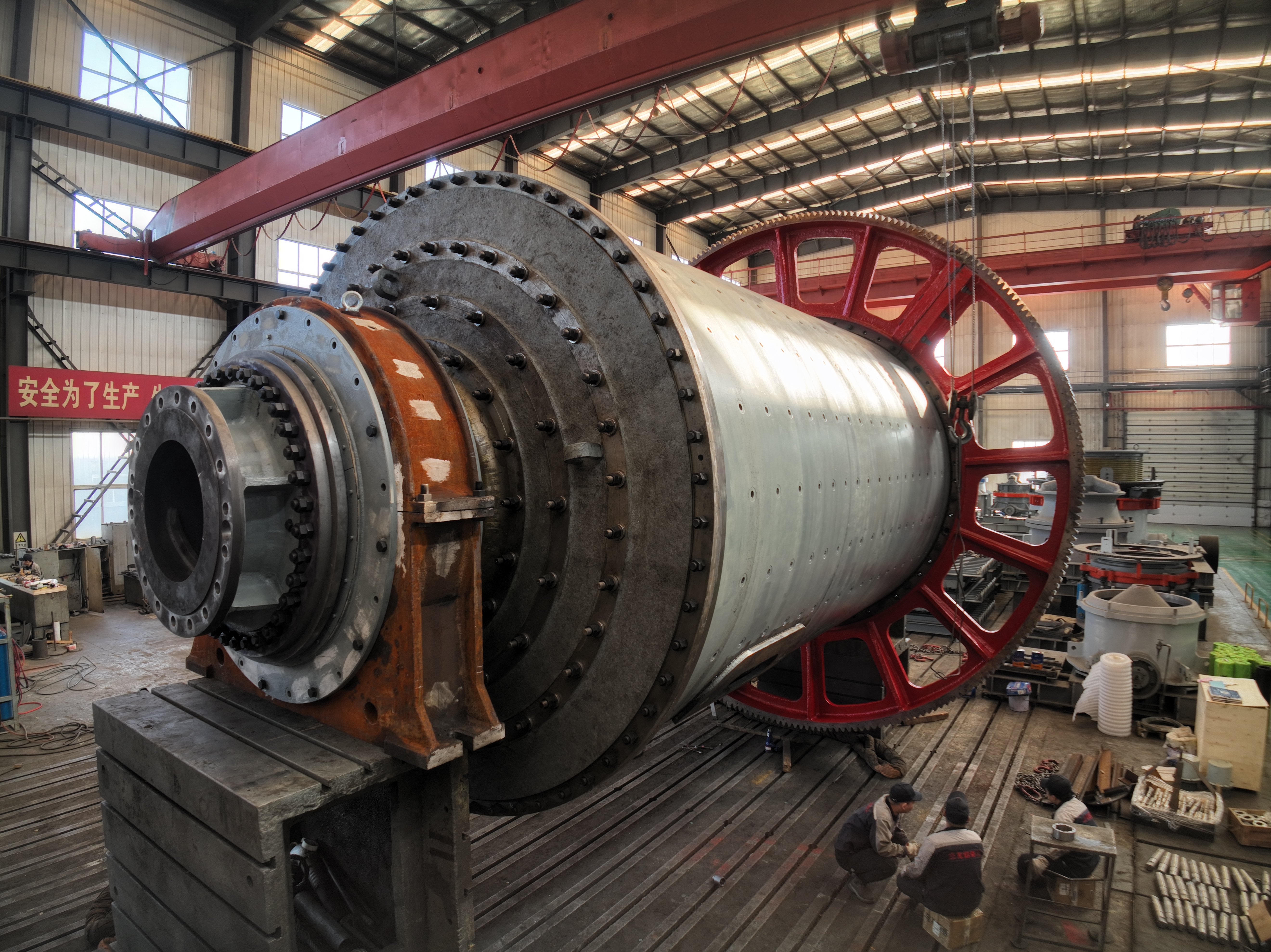 Polishing mill