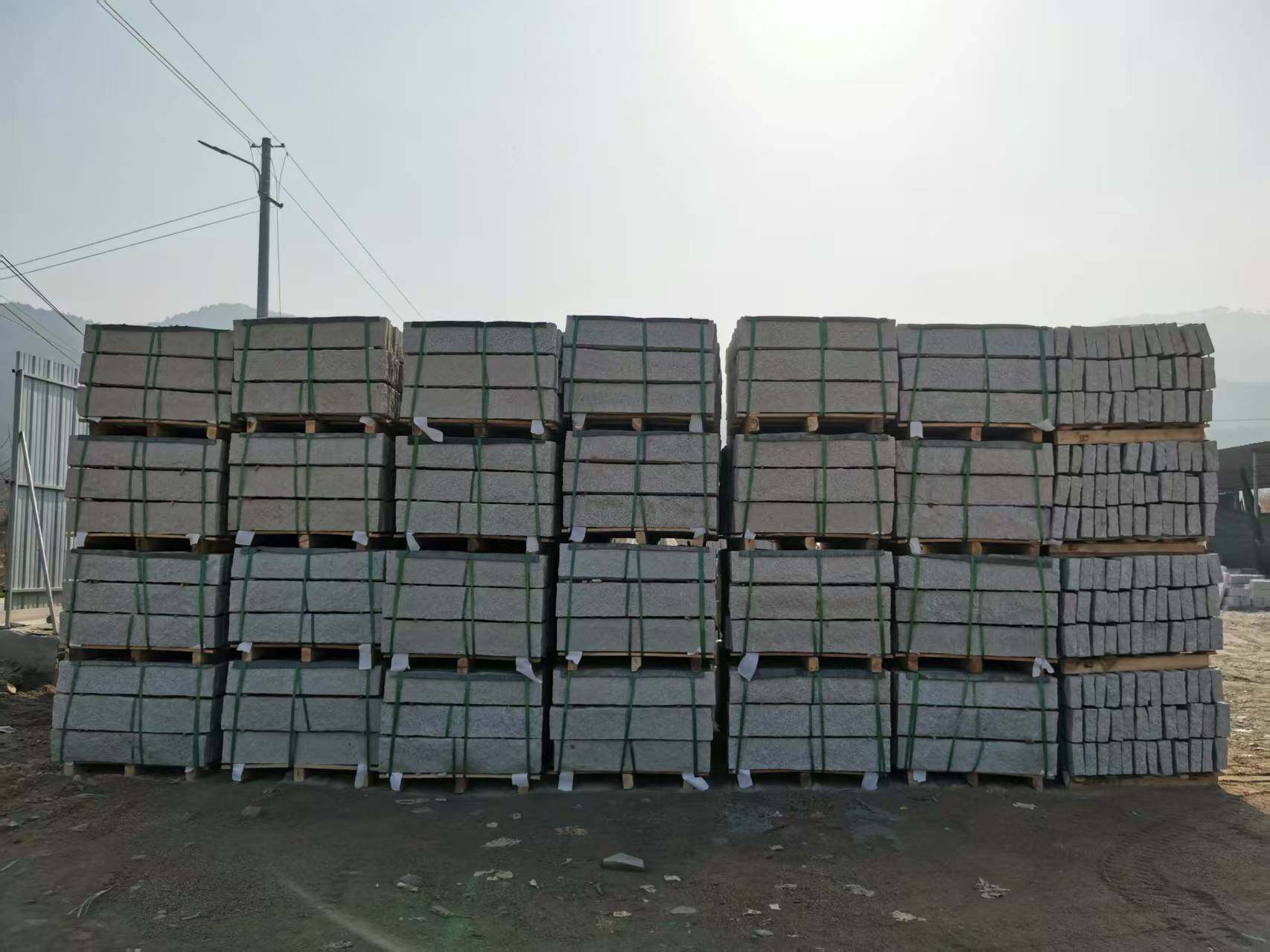 G603 Natural-Split Kerbstones
