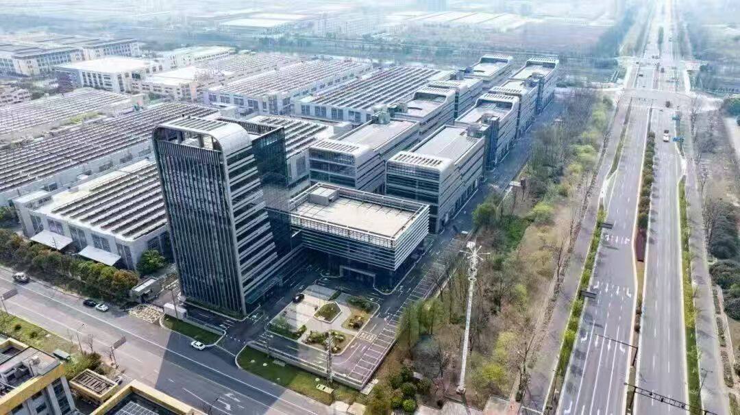Tianyi Quan'an inspected the Jiaxing Haining Jian Shan Science and Technology Innovation Park and accepted the first phase of the production base.