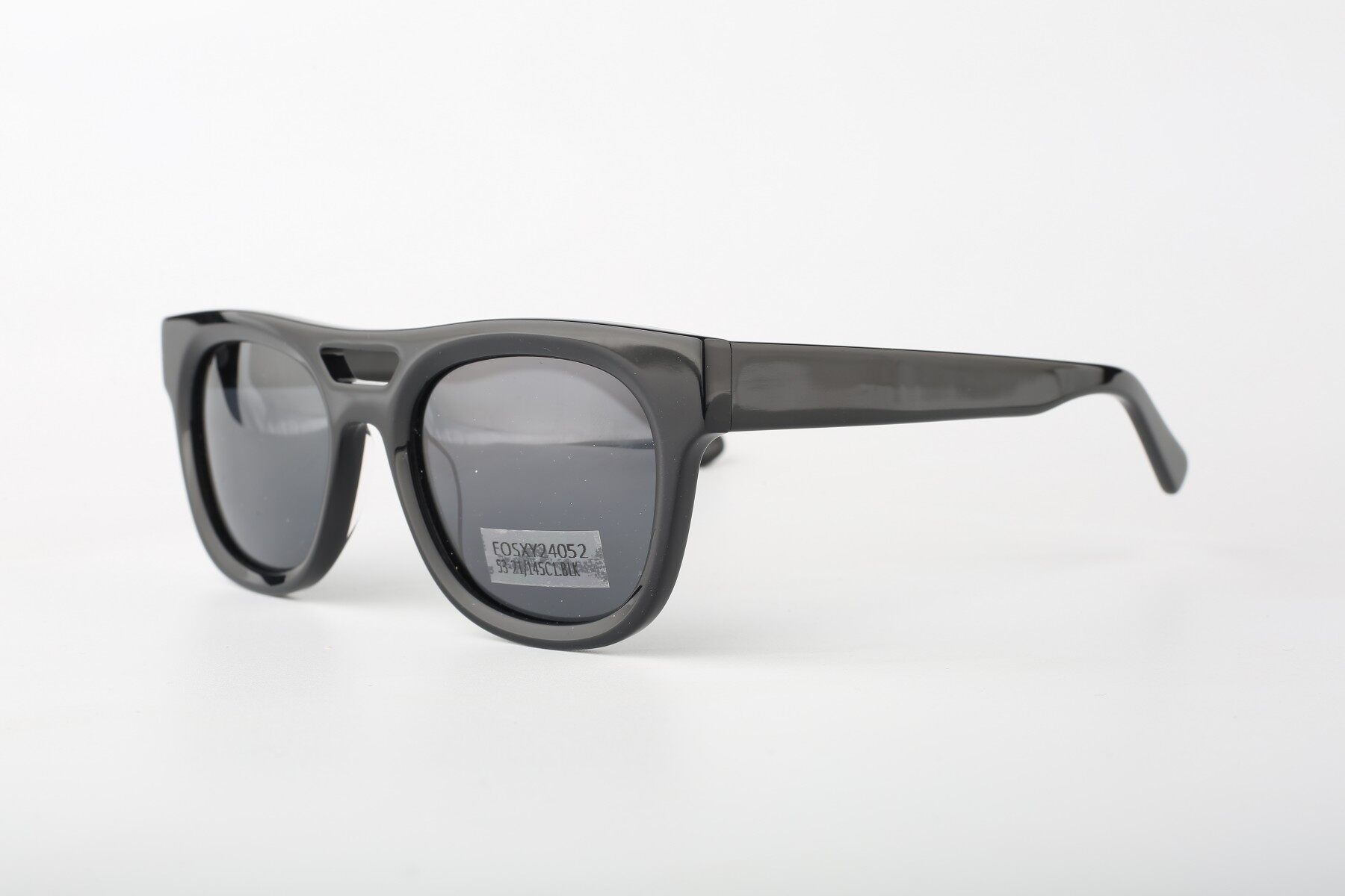EOSXY24052 - Image 2