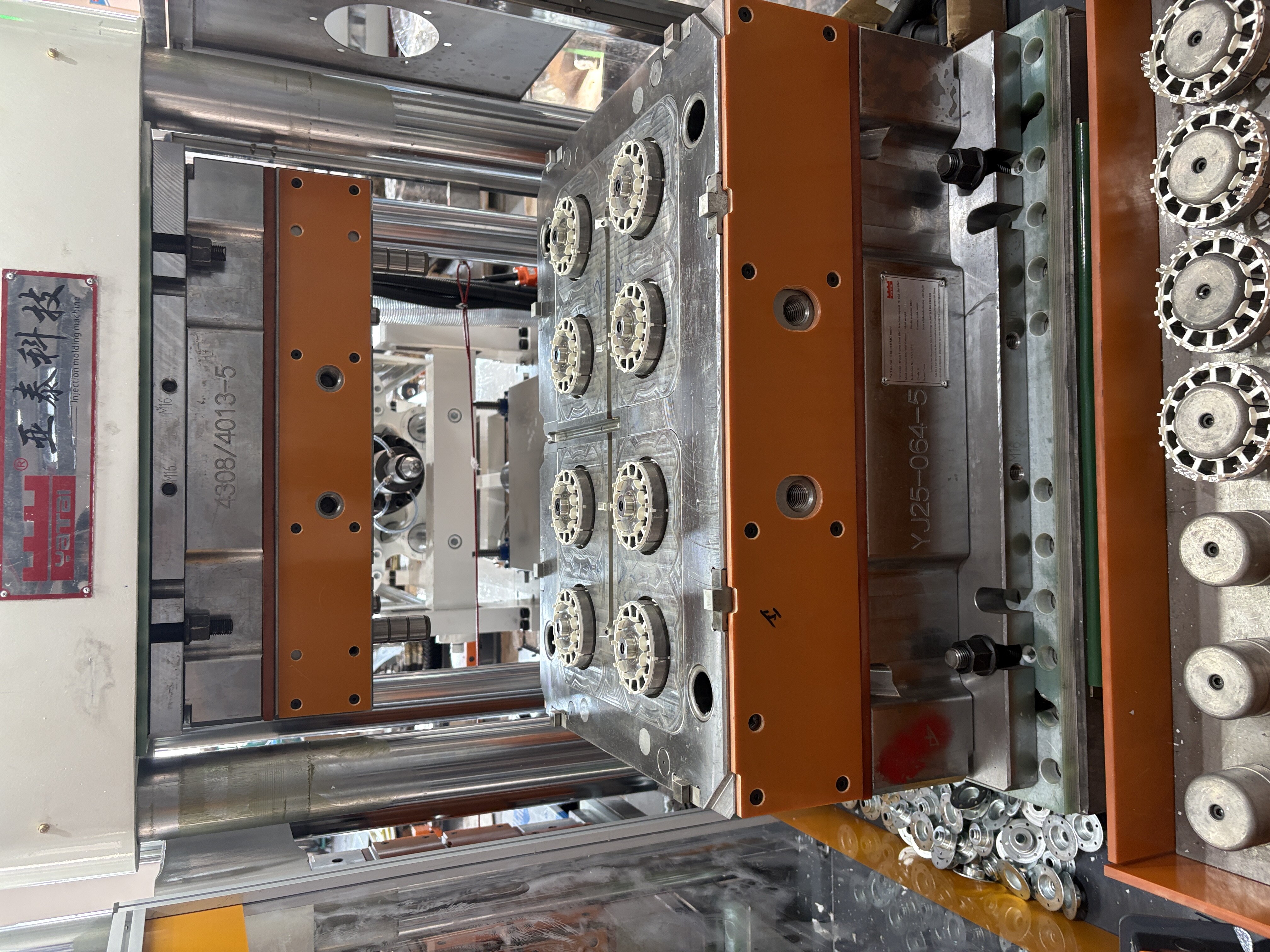 Injection-molded motor die