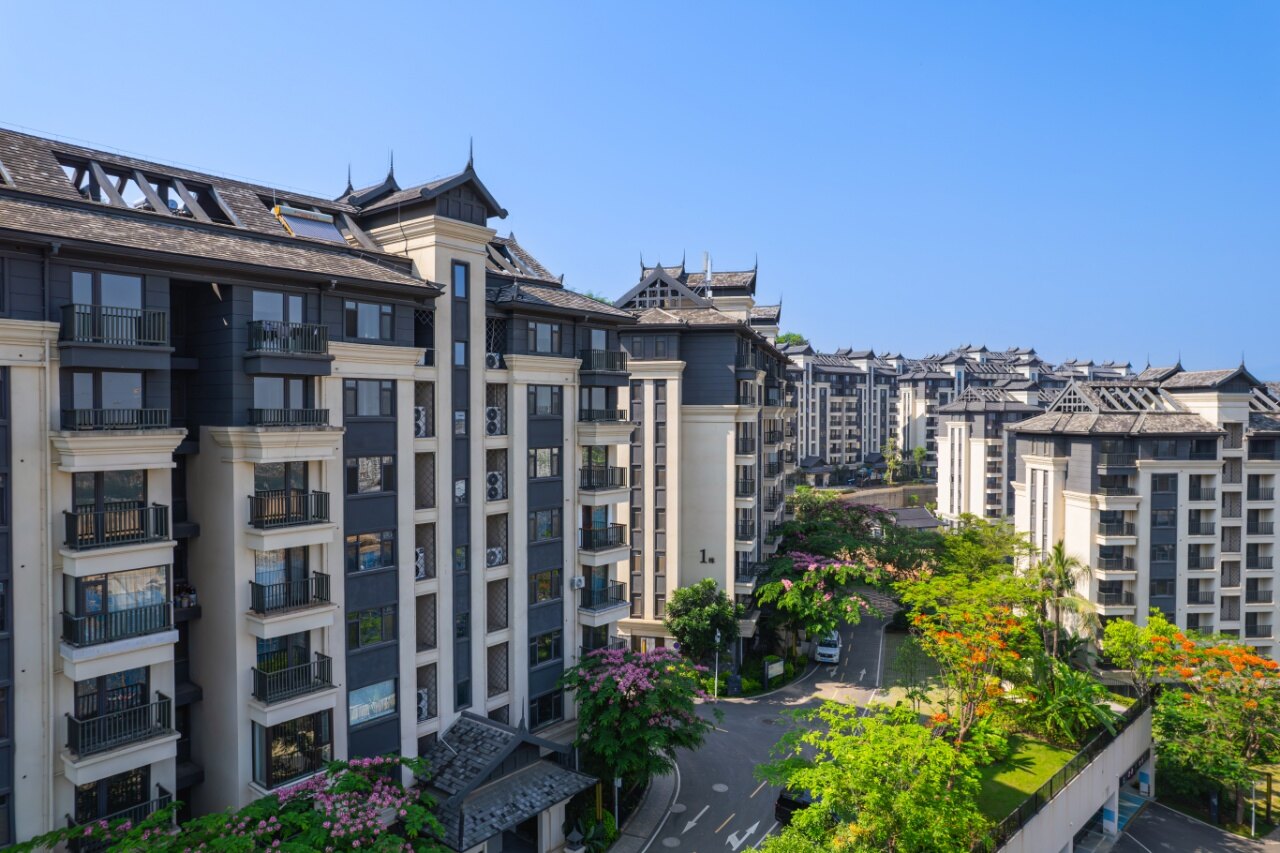 City Amenities Fully Upgraded: Jinghong Ready Homes Boost Value for Banna Homebuyers