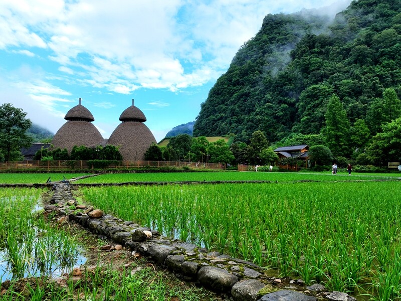 Landscape Atlas 13