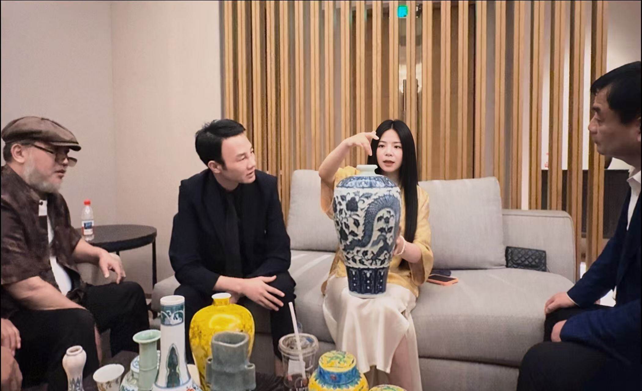 苏黎世VIP怀古堂专员讲解藏品