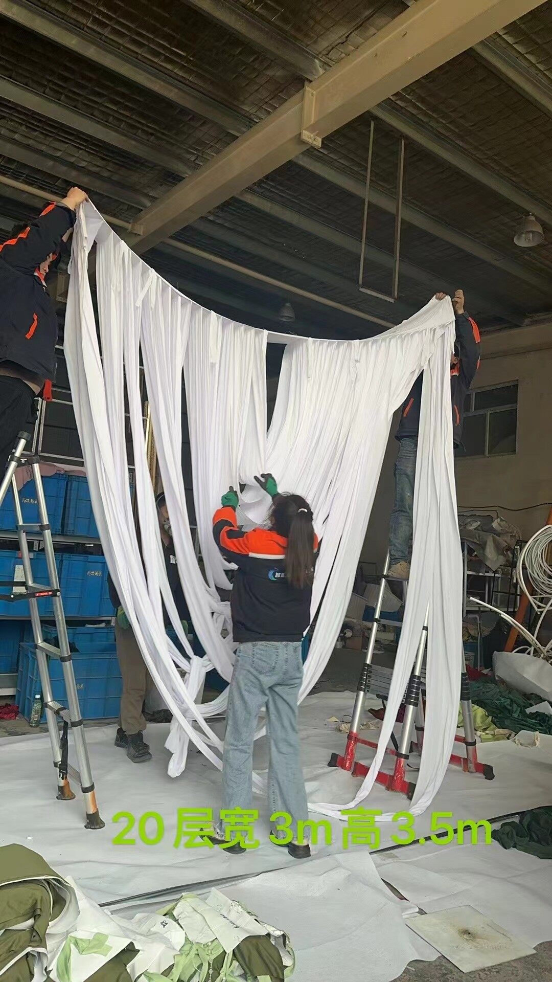行云流水白色波浪吊顶S