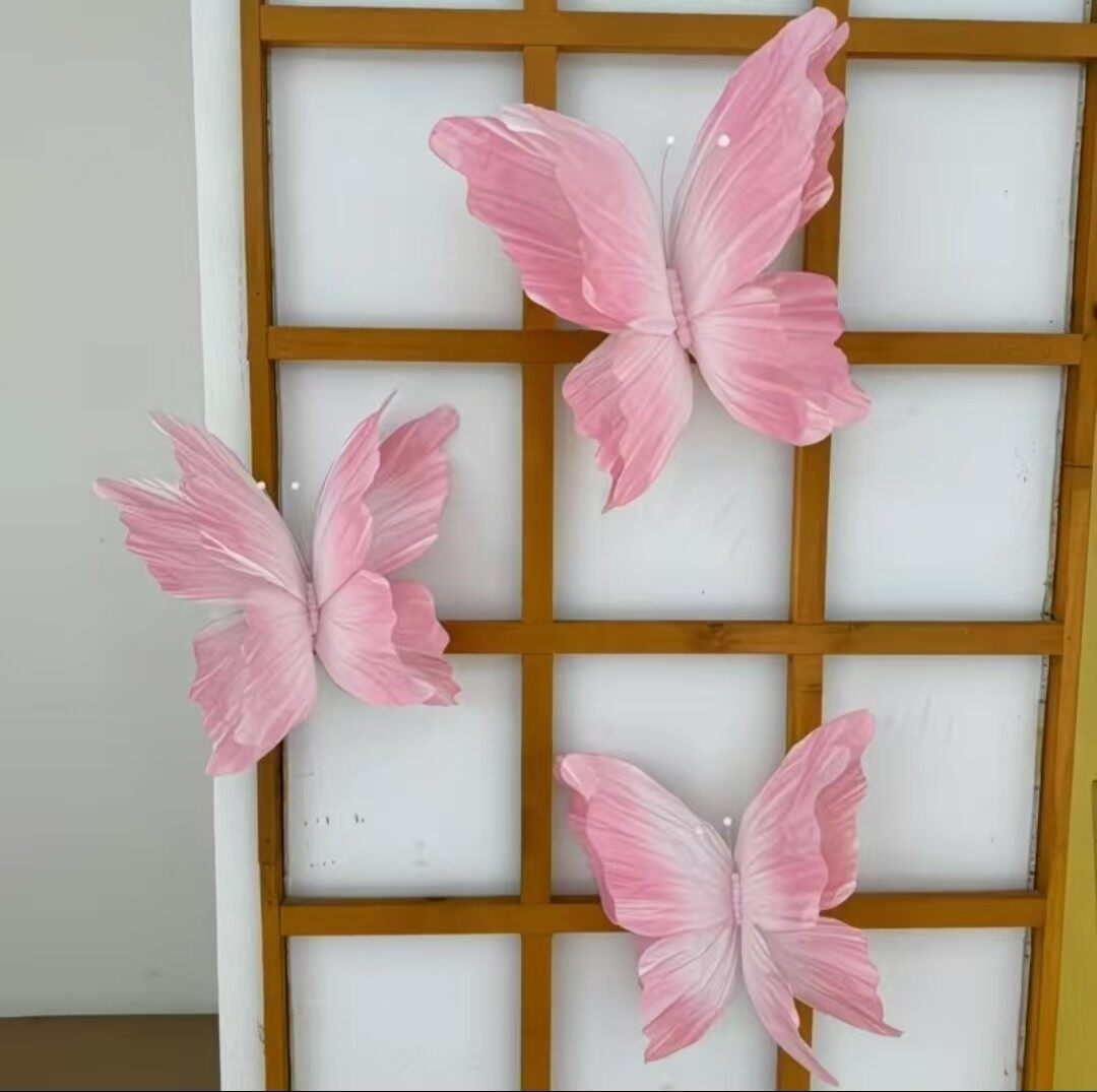 粉色纸蝴蝶花