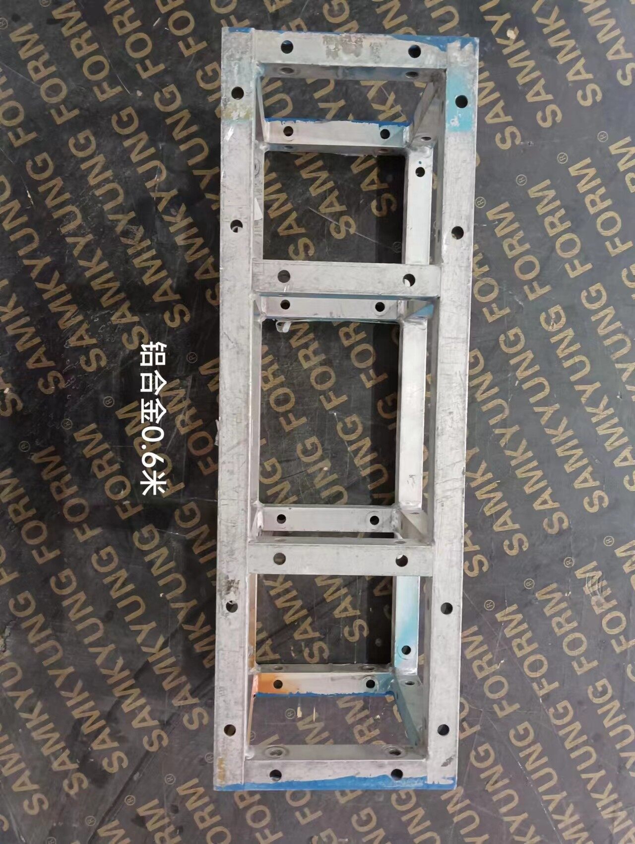 0.6米国标铝合金桁架S