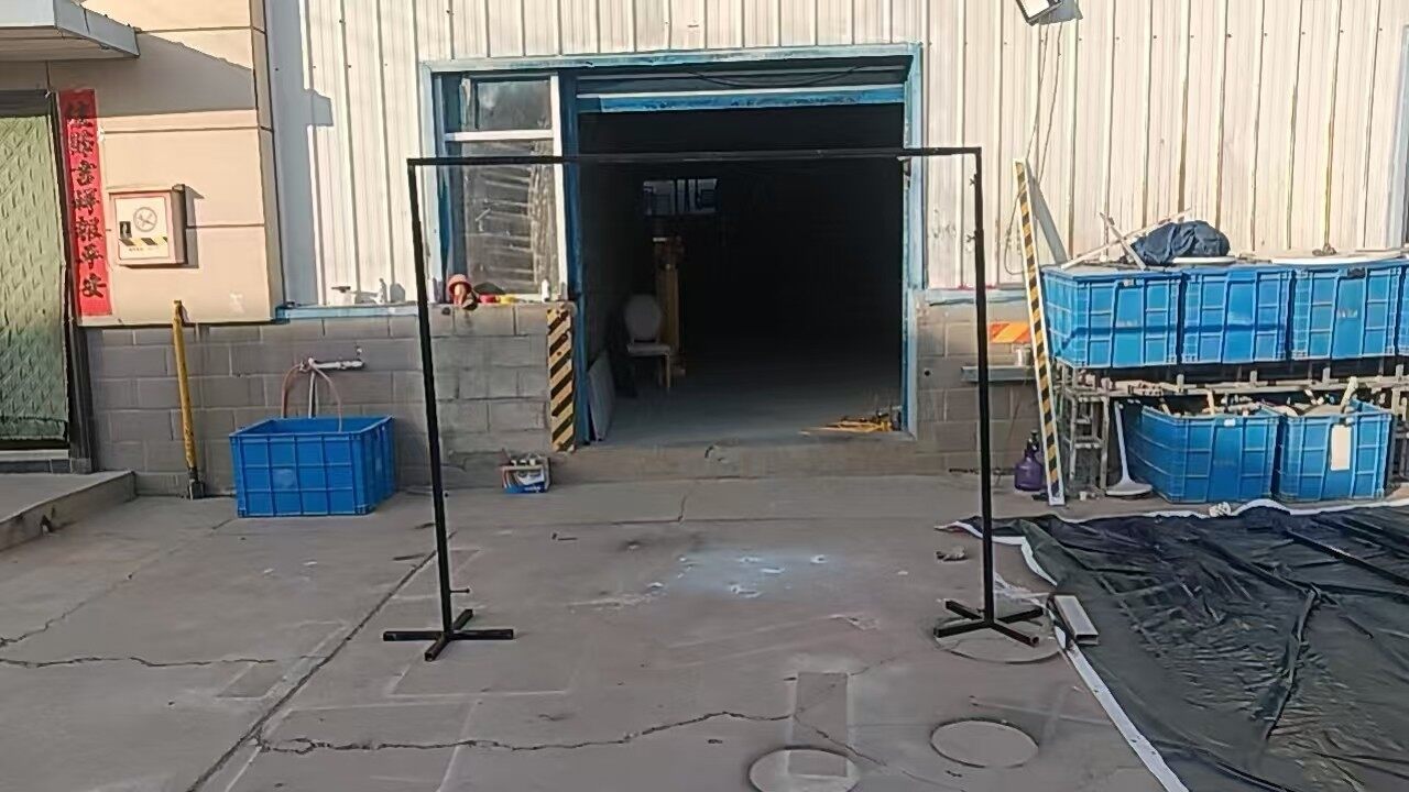 铁艺背景伸缩架