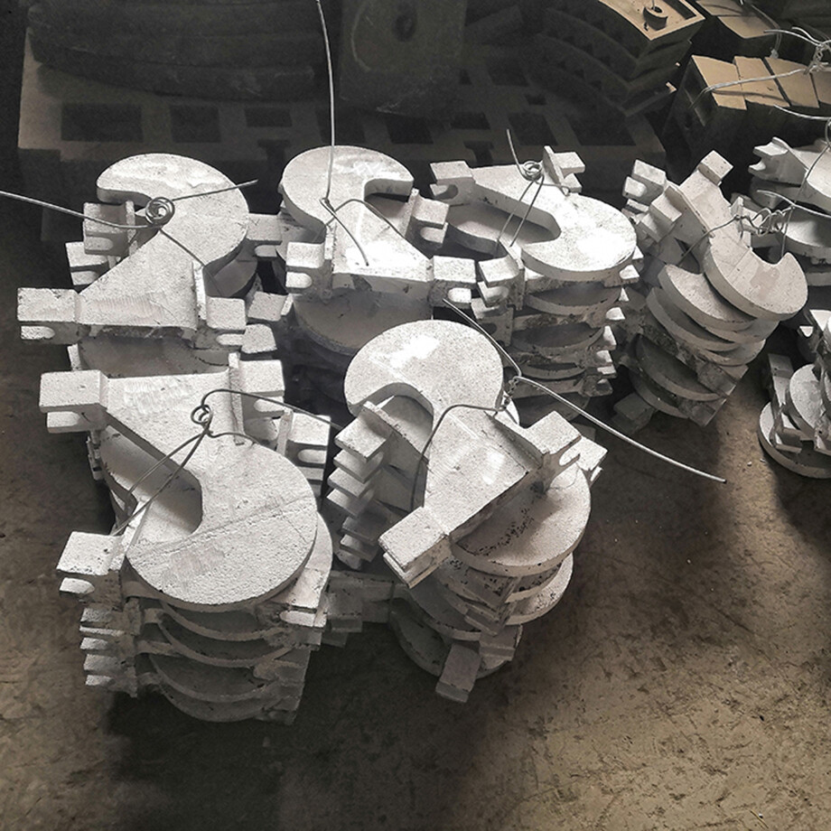 Non-magnetic Anode Hook