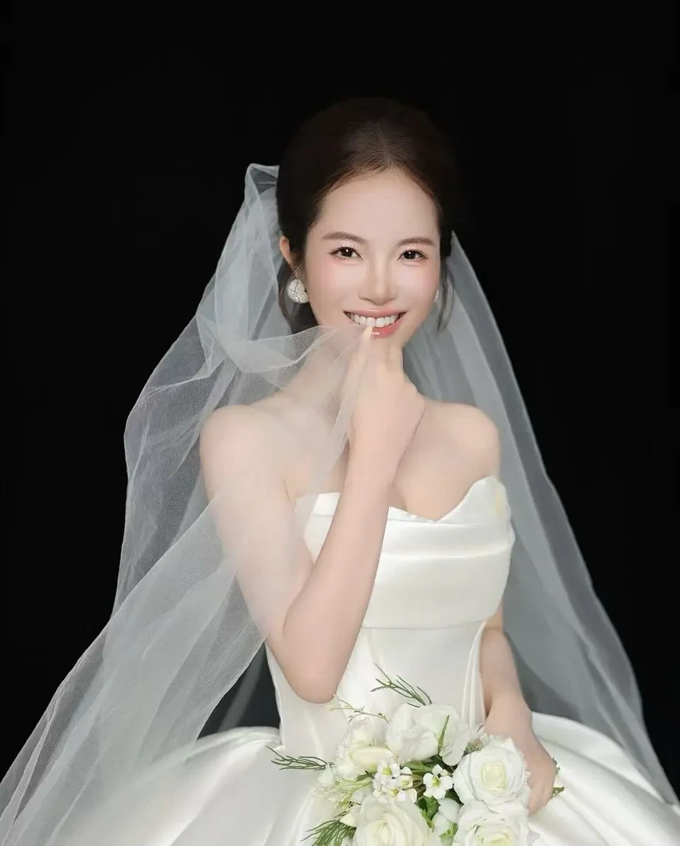 新娘向浩镕