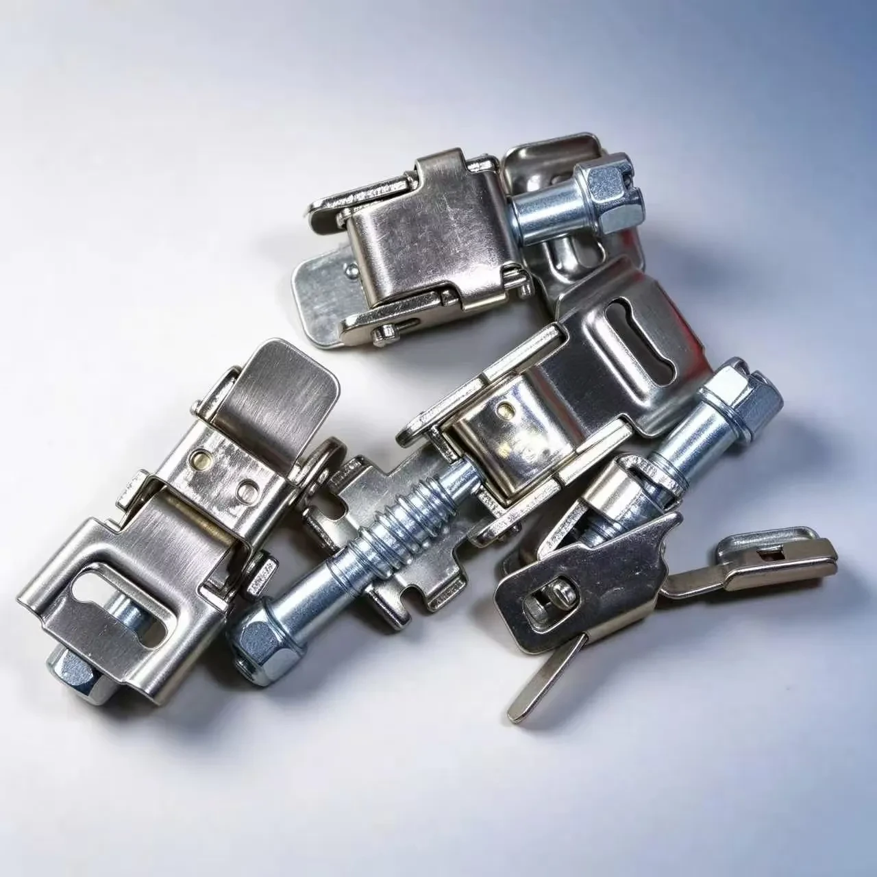 Locking Clip for Clamp view 1