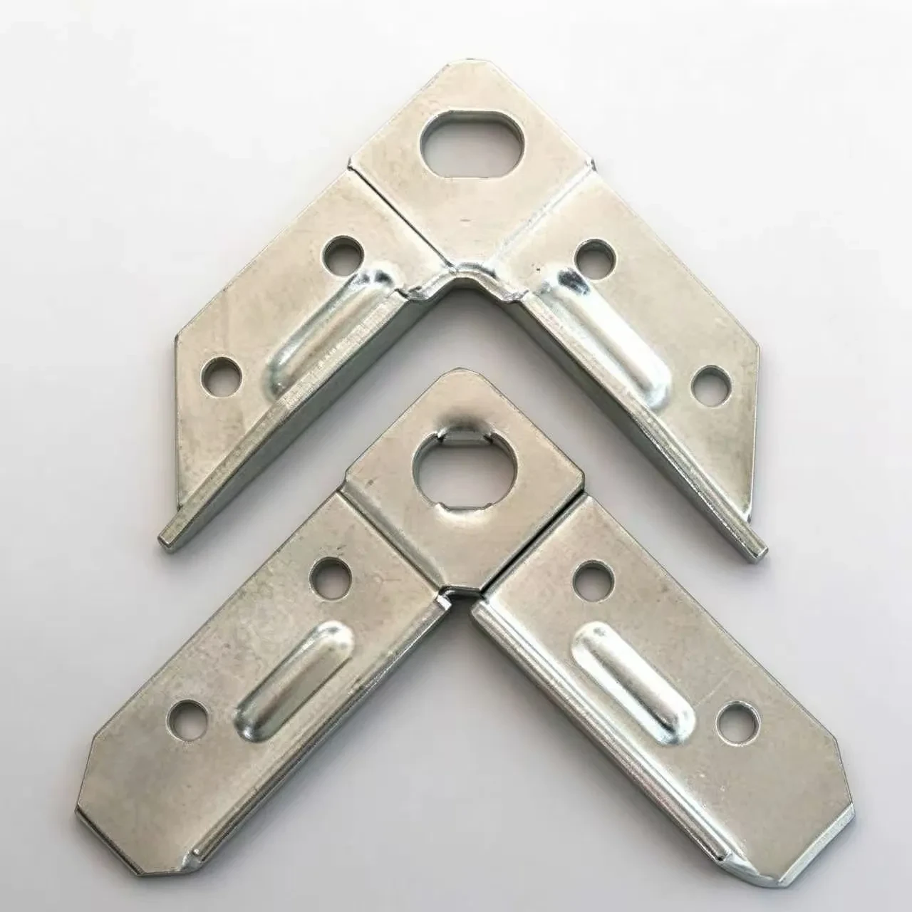 Adaptive length clamps on roll (Hose clamp kits, Strip steel) thumbnail 2