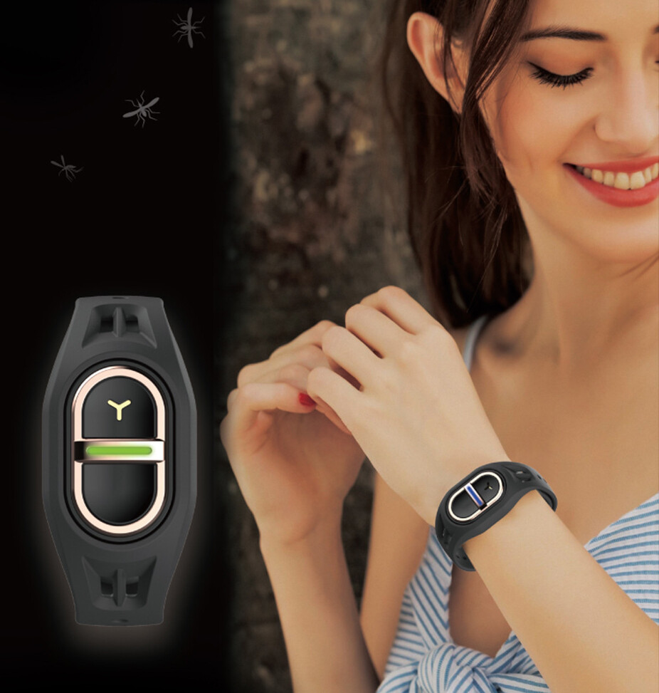 Mosquito repellent bracelet