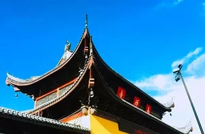 古刹晨曦