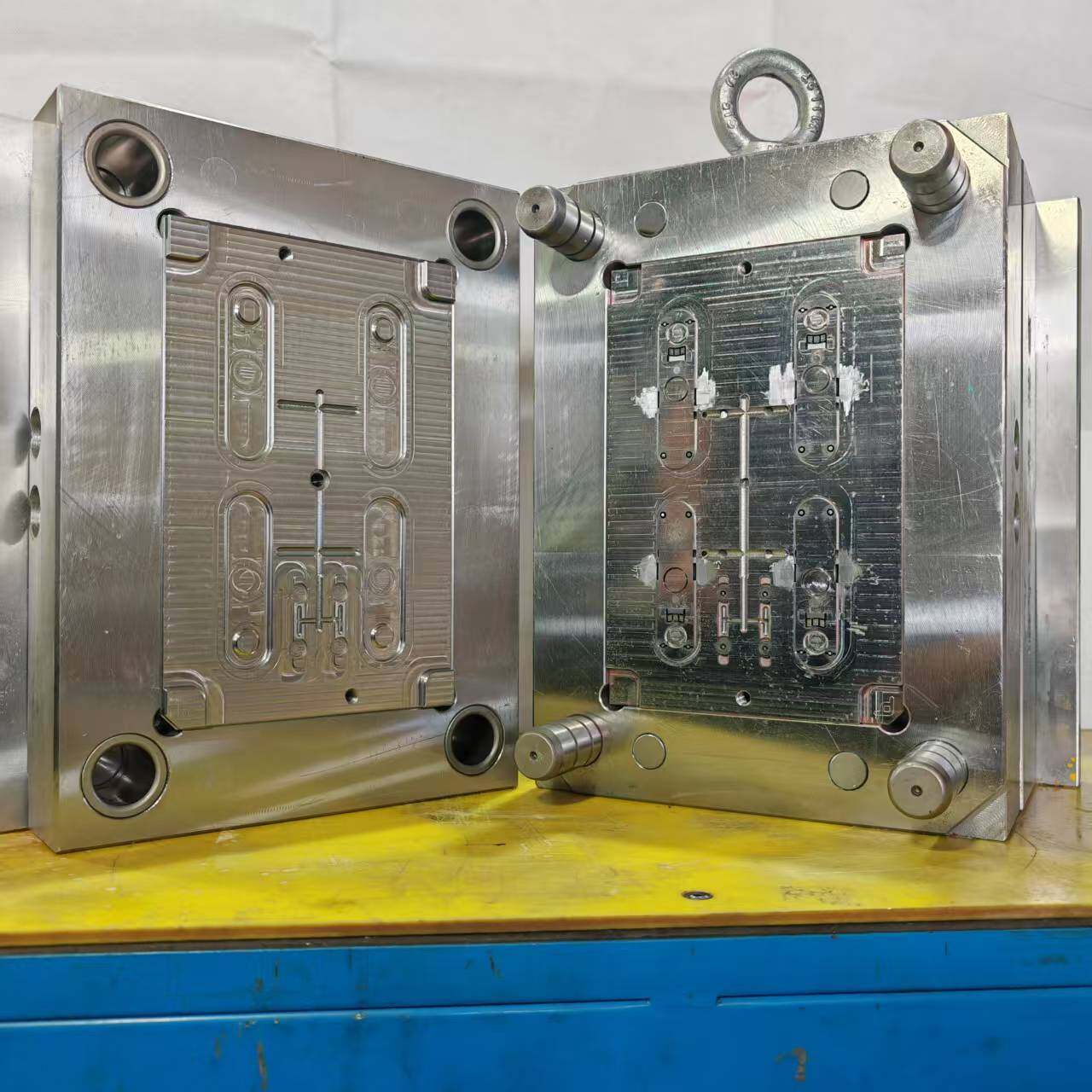 Four-Cavity Connector Mould