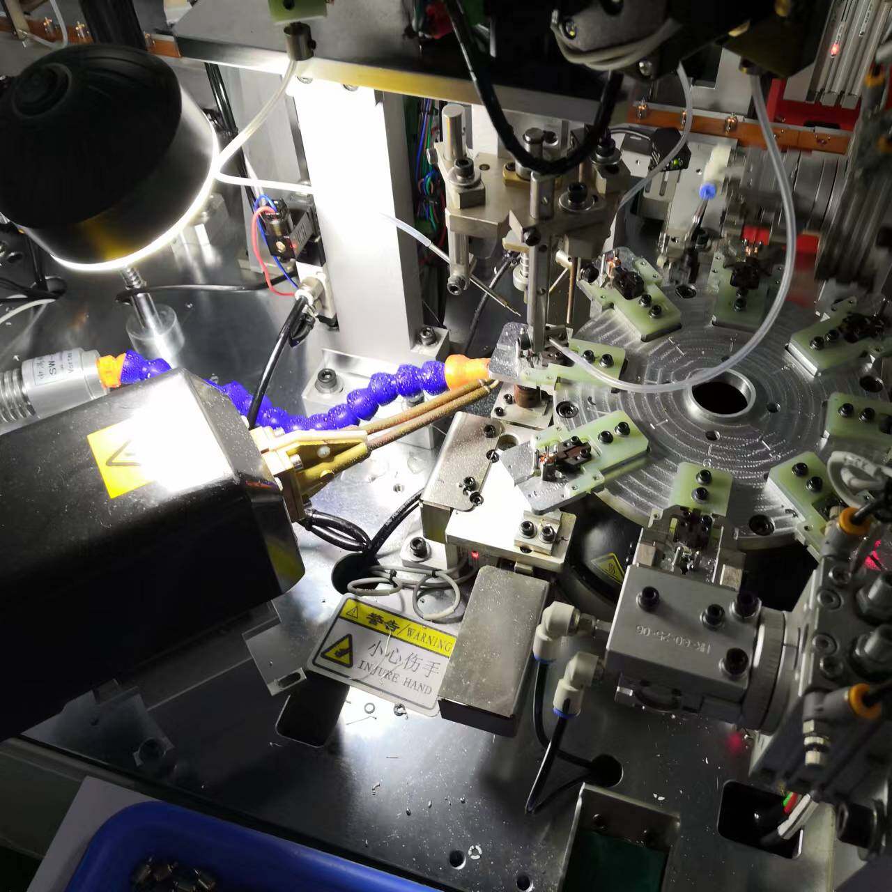Automatic Wire Bonder