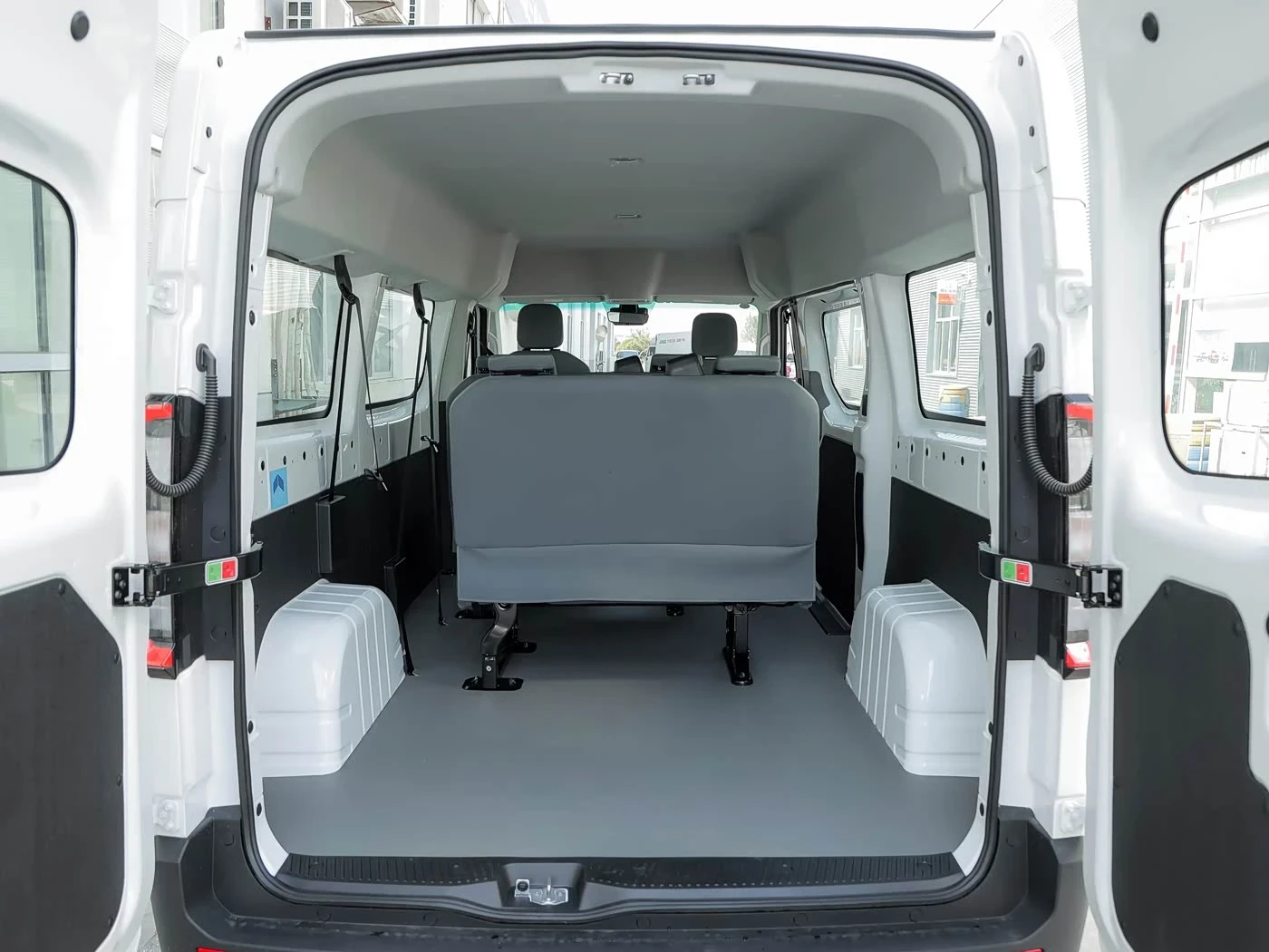 interior_3.webp