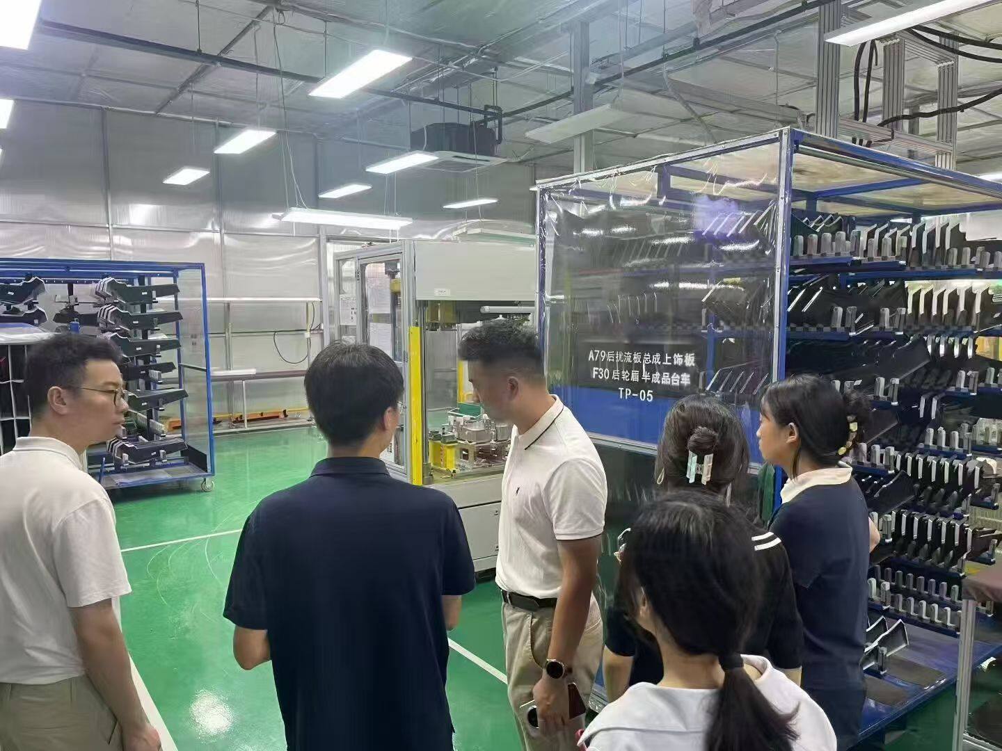 工厂车间现场服务纪实